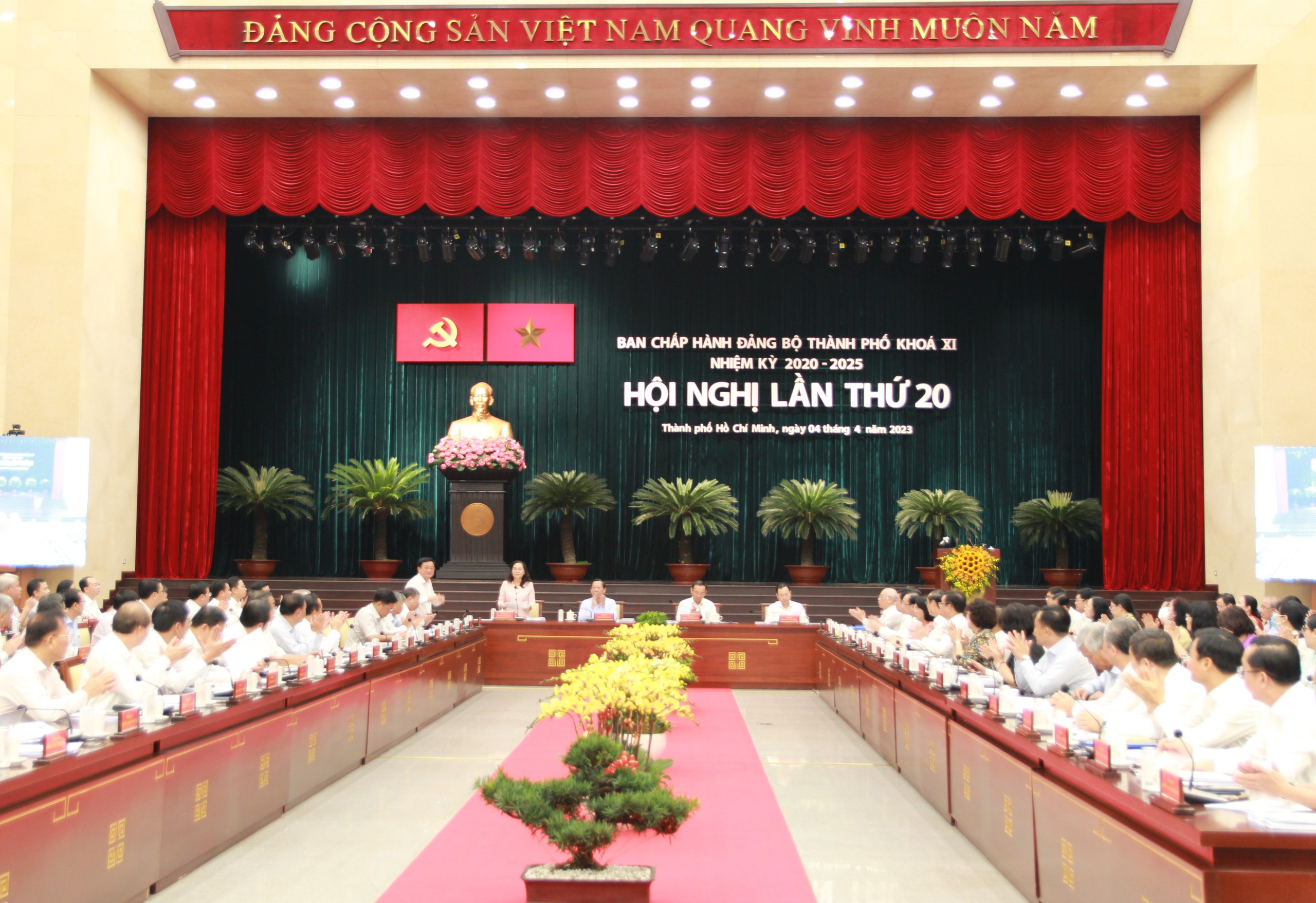 10 sự kiện, hoạt động nổi bật trong c&ocirc;ng t&aacute;c x&acirc;y dựng Đảng của Đảng bộ TP HCM- Ảnh 1.
