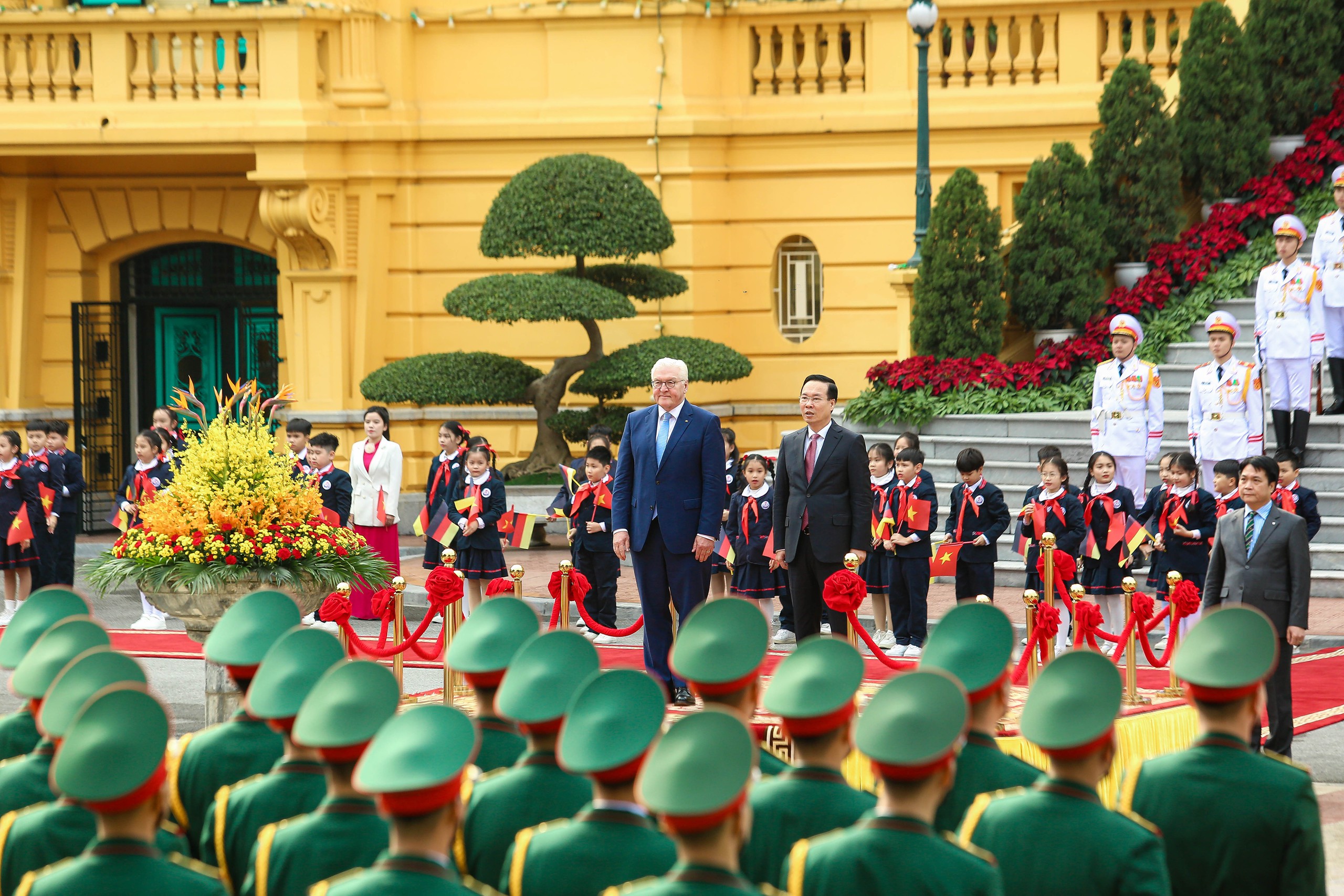 Chủ tịch nước Võ Văn Thưởng và Phu nhân đón Tổng thống Đức và Phu nhân- Ảnh 3.