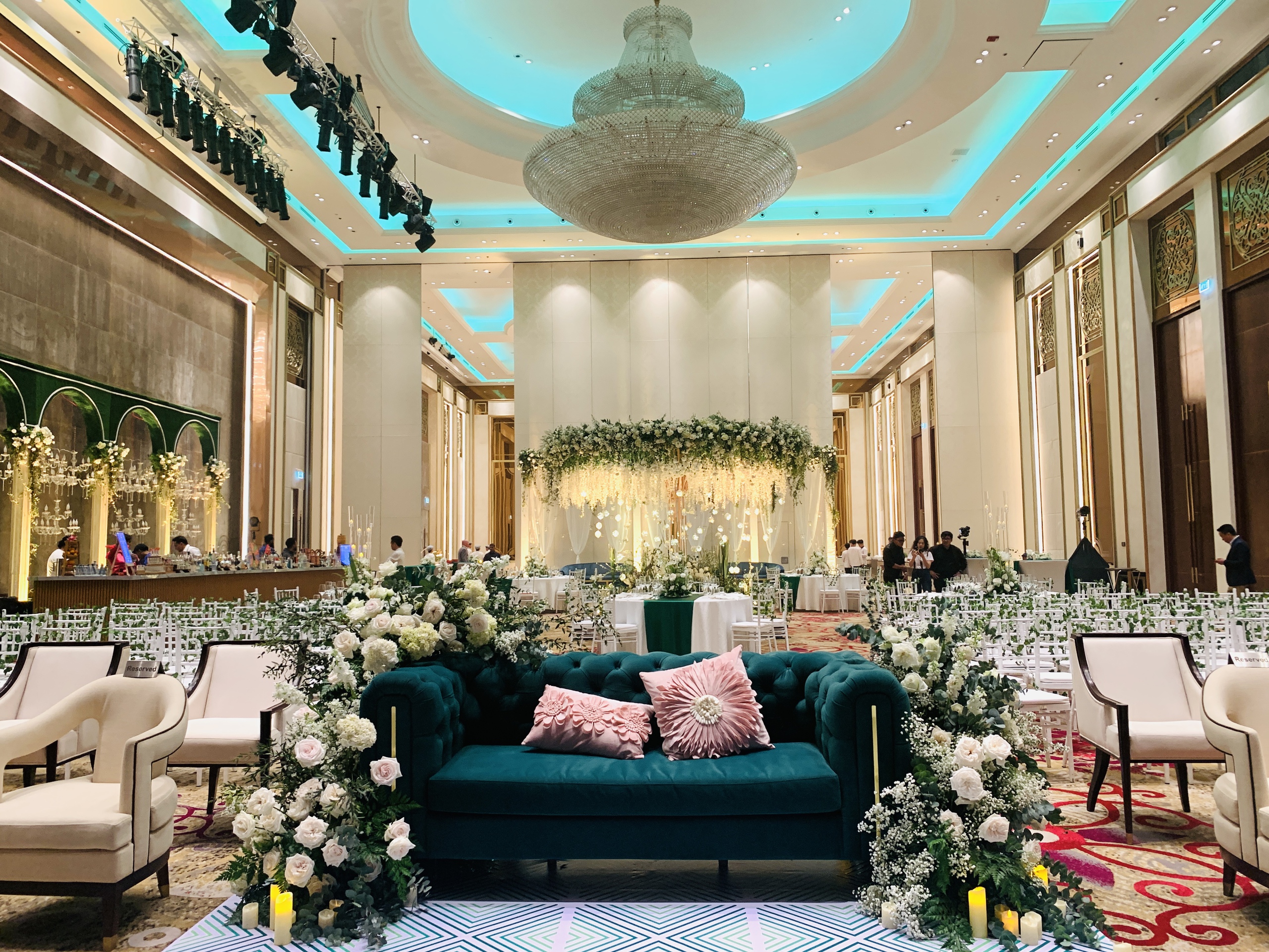 Cận cảnh đ&aacute;m cưới xa hoa của tỉ ph&uacute; Ấn Độ tại resort sang trọng ở Đ&agrave; Nẵng- Ảnh 6.