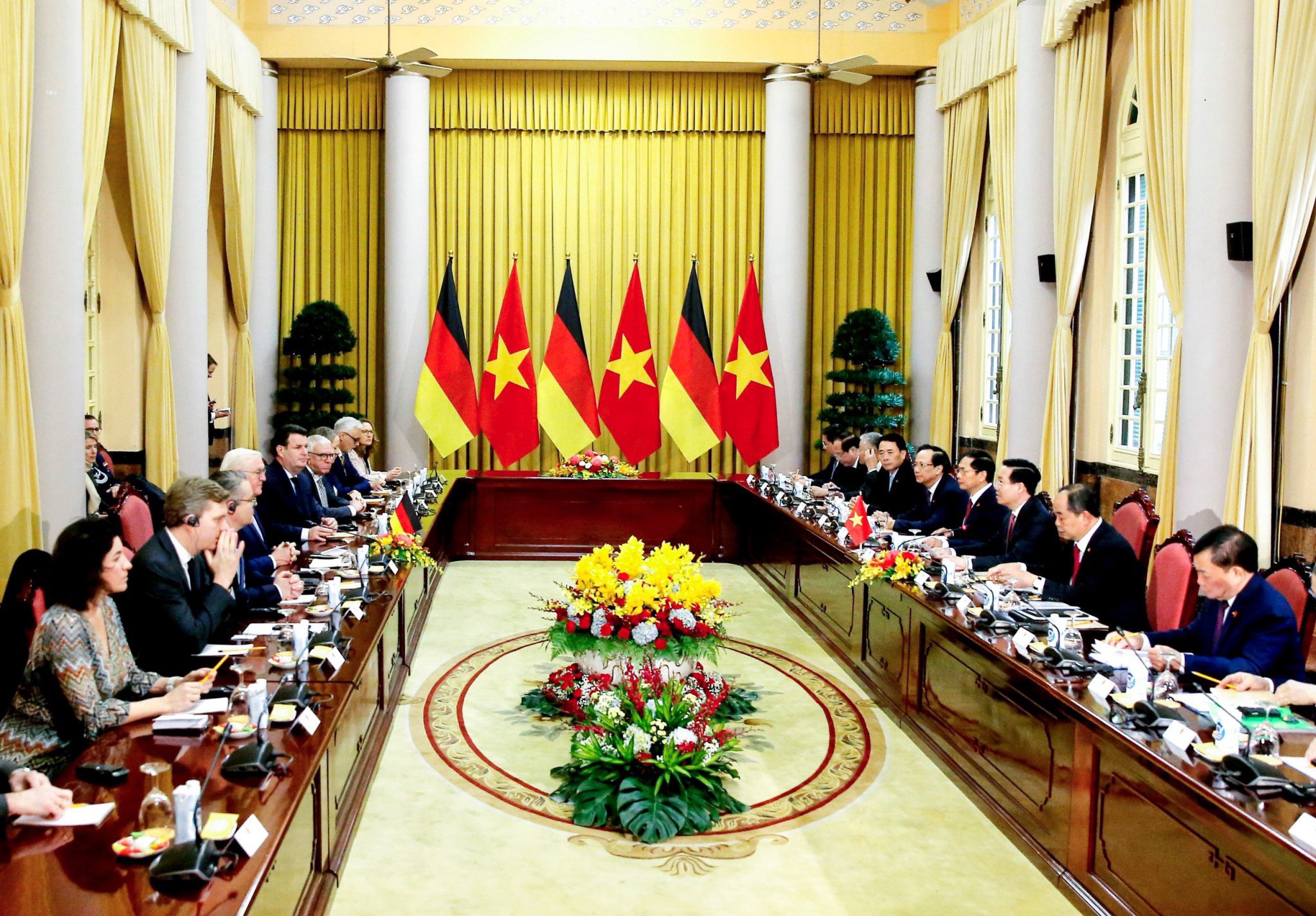 Chủ tịch nước Võ Văn Thưởng và Phu nhân đón Tổng thống Đức và Phu nhân- Ảnh 15.