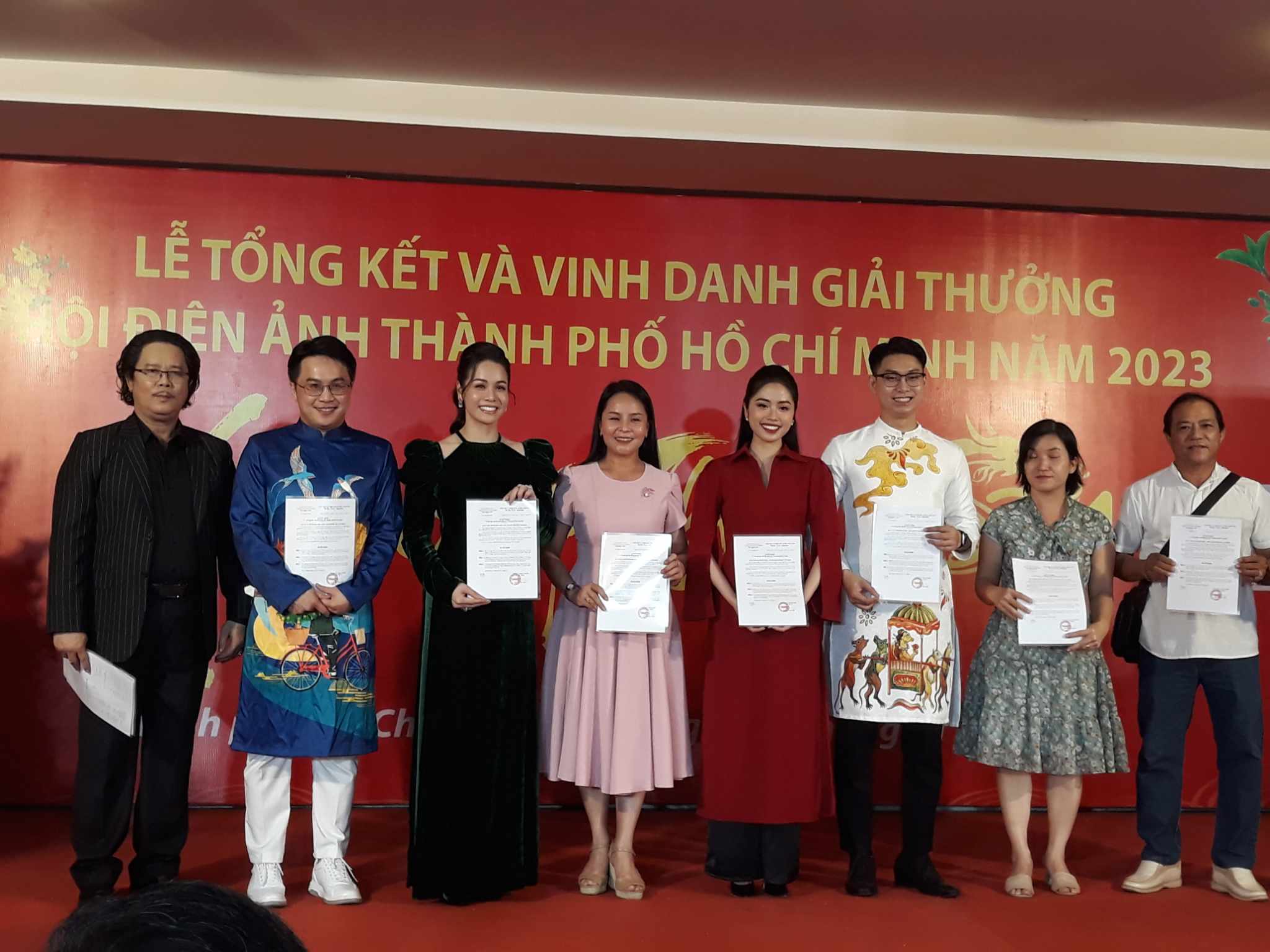 Đinh Y Nhung, Oanh Kiều được vinh danh- Ảnh 8.