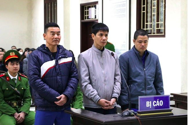 Cựu gi&aacute;m đốc Trung t&acirc;m đăng kiểm ở Th&aacute;i B&igrave;nh phản b&aacute;c c&aacute;o buộc nhận hối lộ- Ảnh 1.