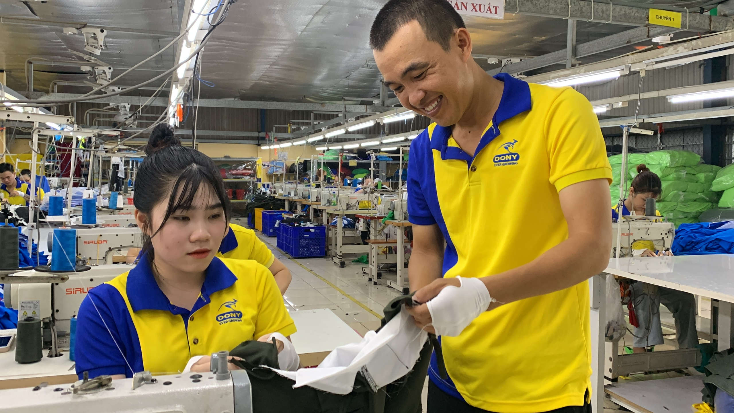 Những khoản tiền người lao động được nhận dịp Tết Nguy&ecirc;n đ&aacute;n 2024- Ảnh 1.