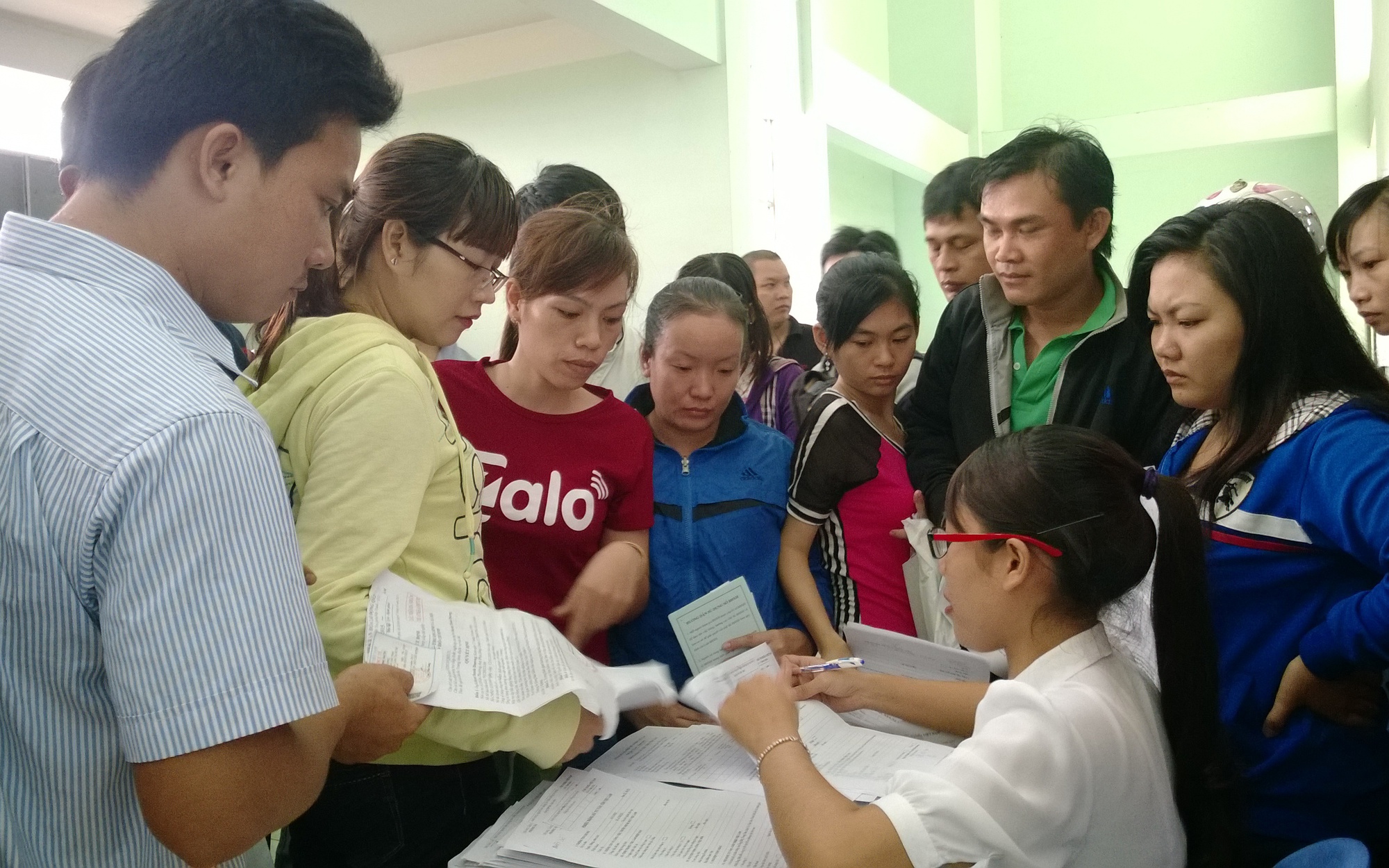 Người lao động chủ động nghỉ việc để hưởng 3 tháng trợ cấp thất nghiệp: Lợi hay hại?