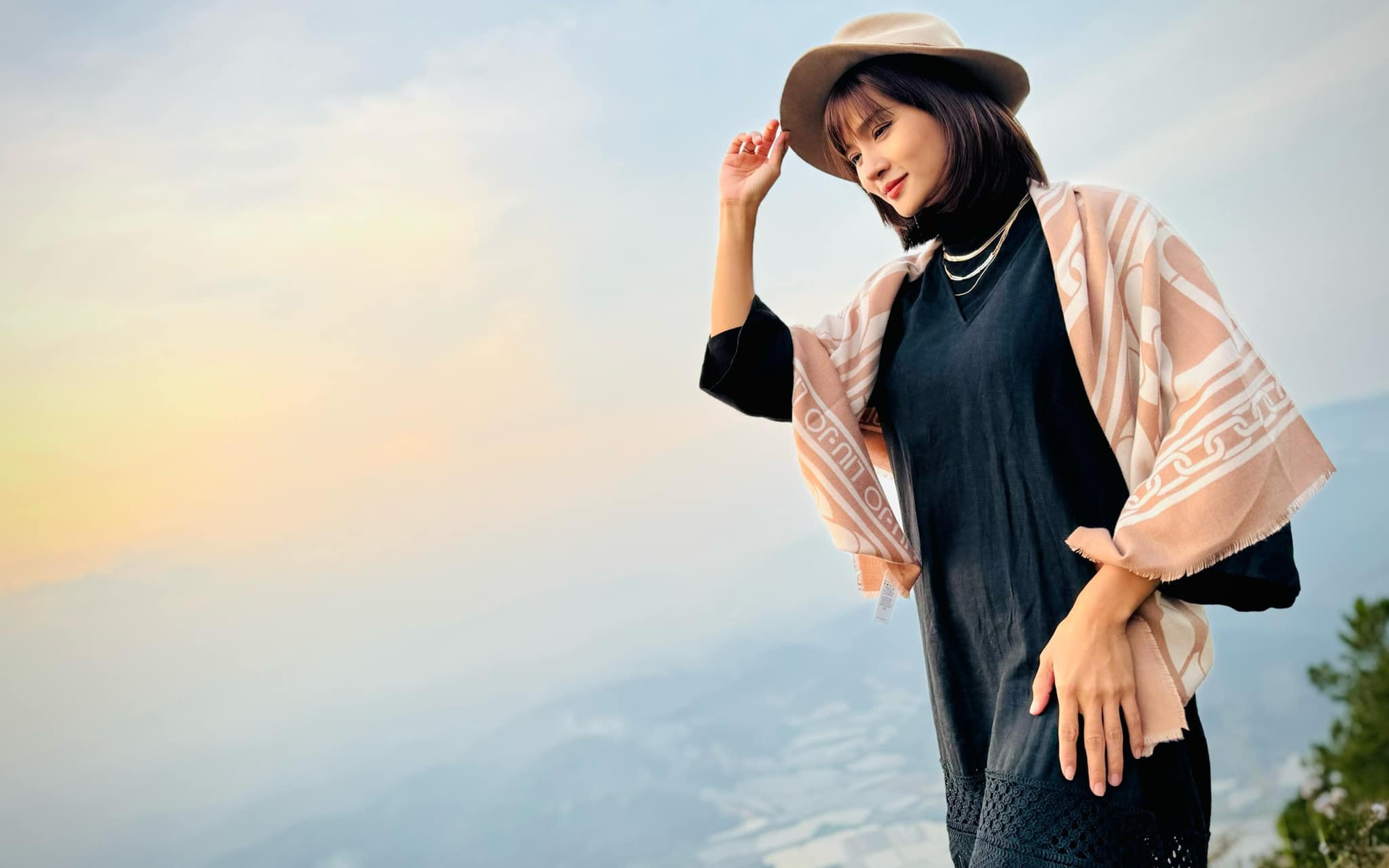 Showbiz Việt: Những mỹ nhân là mẹ đơn thân!