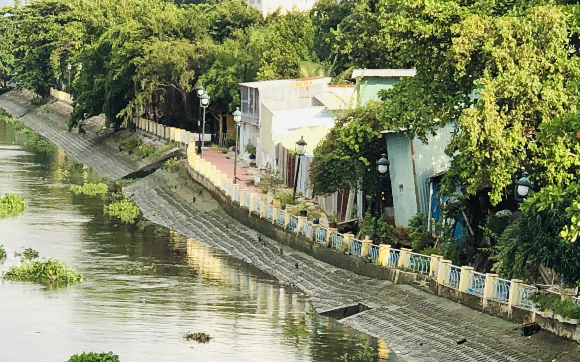 Chiều nay 25-1, Ban Giao thông mời Công ty Anh Vinh làm việc