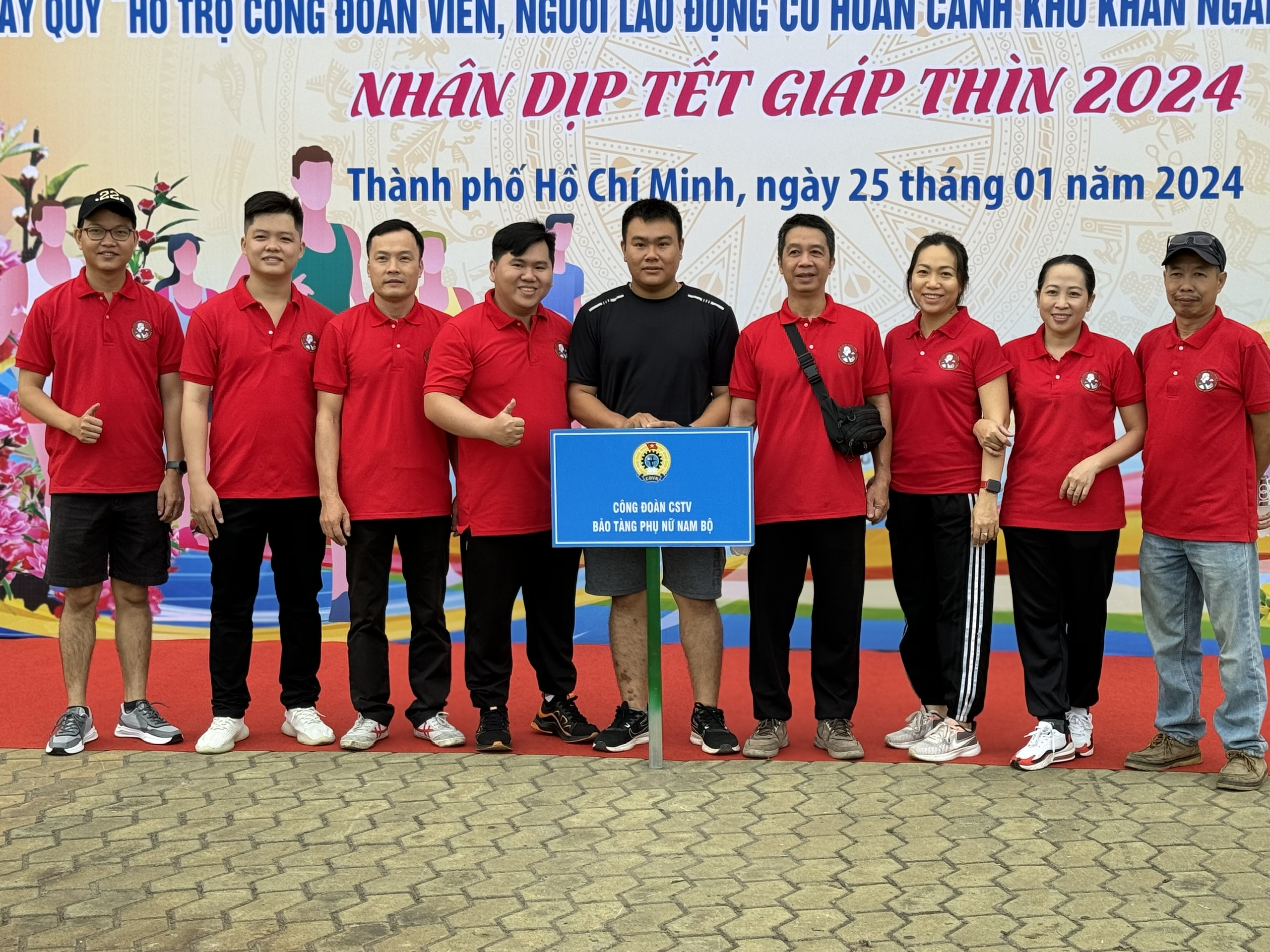 Đi bộ đồng hành gây quỹ hỗ trợ đoàn viên, người lao động- Ảnh 13.