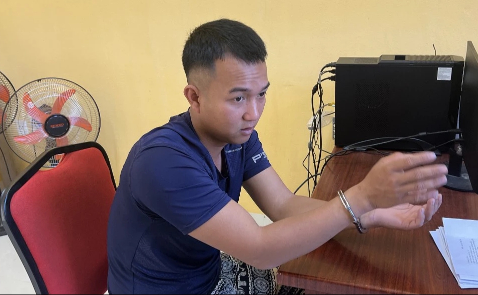 2 đối tượng dùng súng cướp ngân hàng ở Quảng Nam bị khởi tố