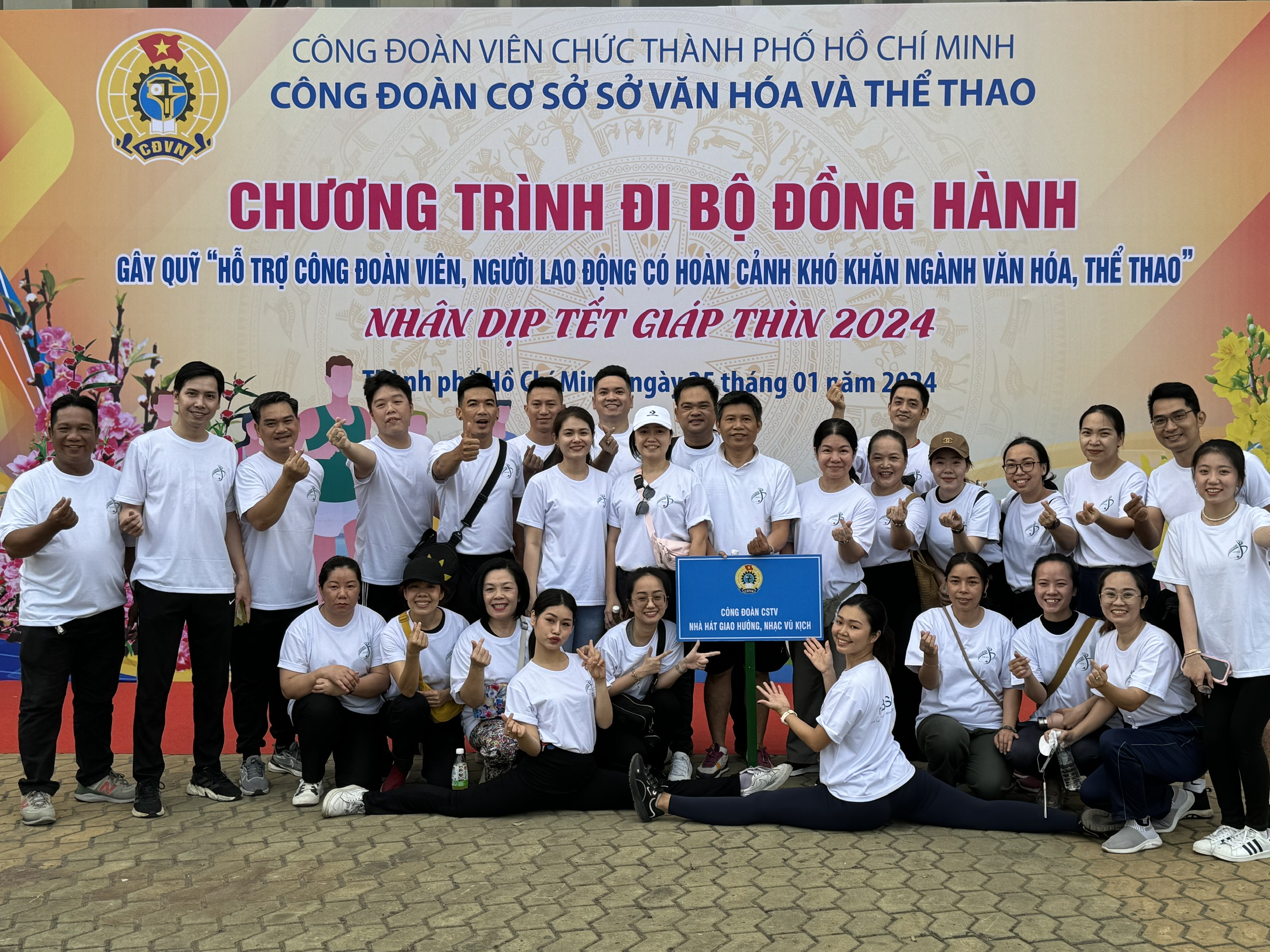 Đi bộ đồng hành gây quỹ hỗ trợ đoàn viên, người lao động- Ảnh 12.