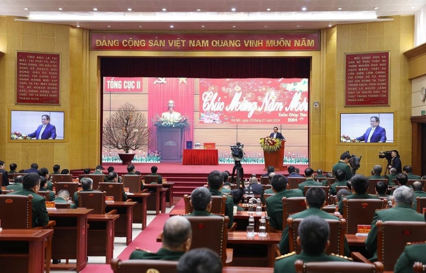 Thủ tướng Phạm Minh Ch&iacute;nh thăm, kiểm tra sẵn s&agrave;ng chiến đấu tại Tổng cục II- Ảnh 3.