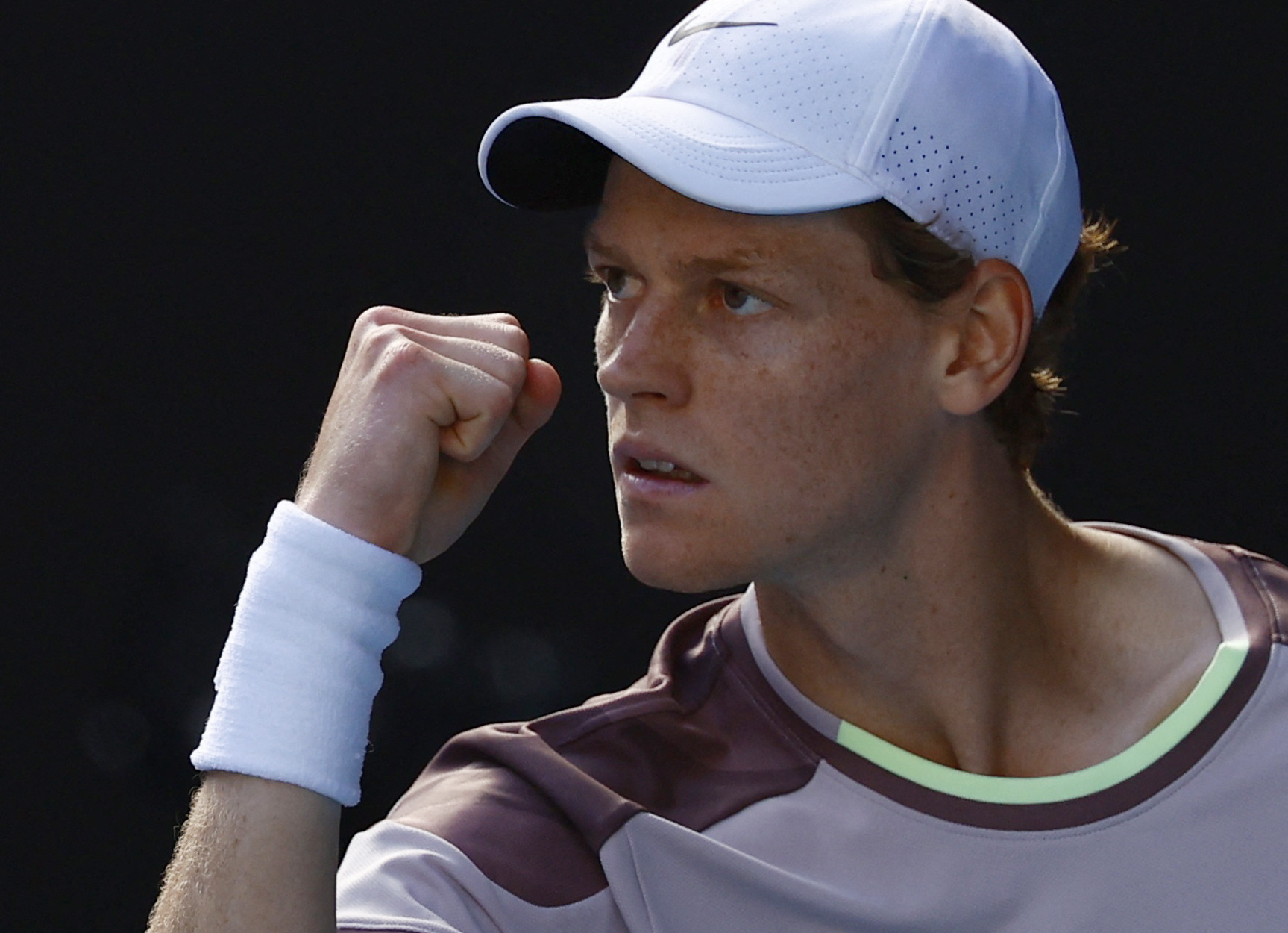 Jannik Sinner v&agrave; những điều kh&ocirc;ng tưởng sau cuộc lật đổ Djokovic- Ảnh 3.