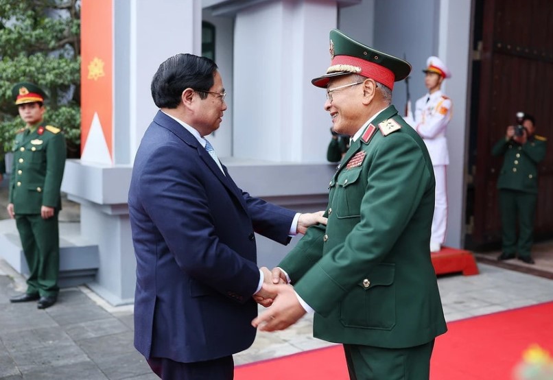 Thủ tướng Phạm Minh Ch&iacute;nh thăm, kiểm tra sẵn s&agrave;ng chiến đấu tại Tổng cục II- Ảnh 1.