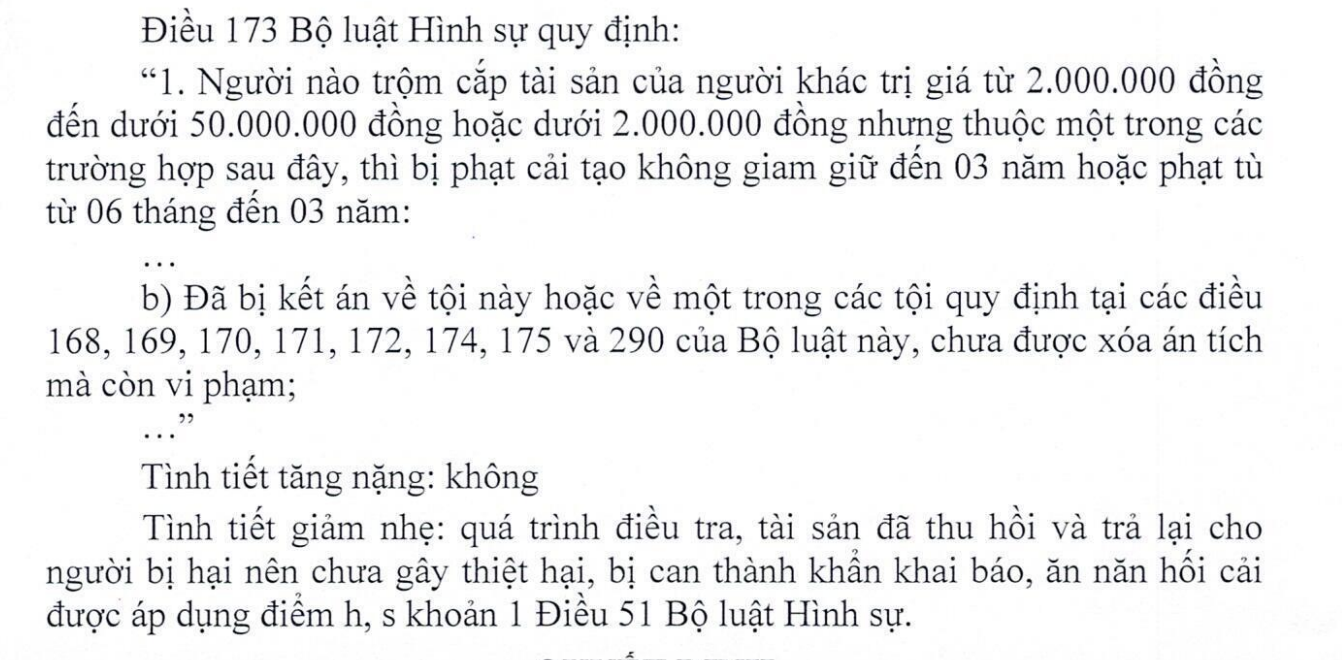 VKSND Ph&uacute; Nhuận truy tố người trộm 6 chai lăn khử m&ugrave;i trị gi&aacute; 680.000 đồng- Ảnh 1.