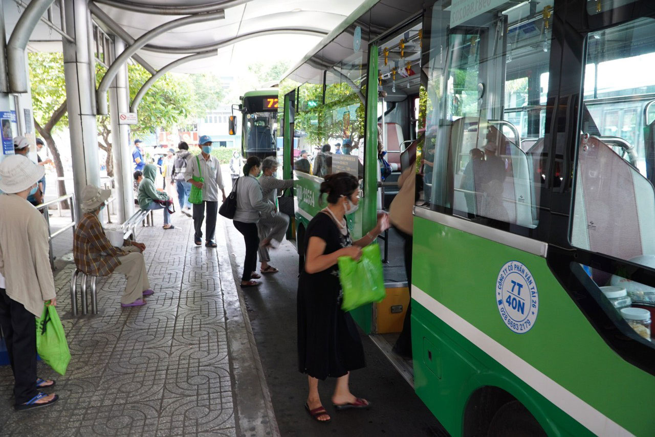 Loại bỏ mối lo khi đi xe bu&yacute;t- Ảnh 1.