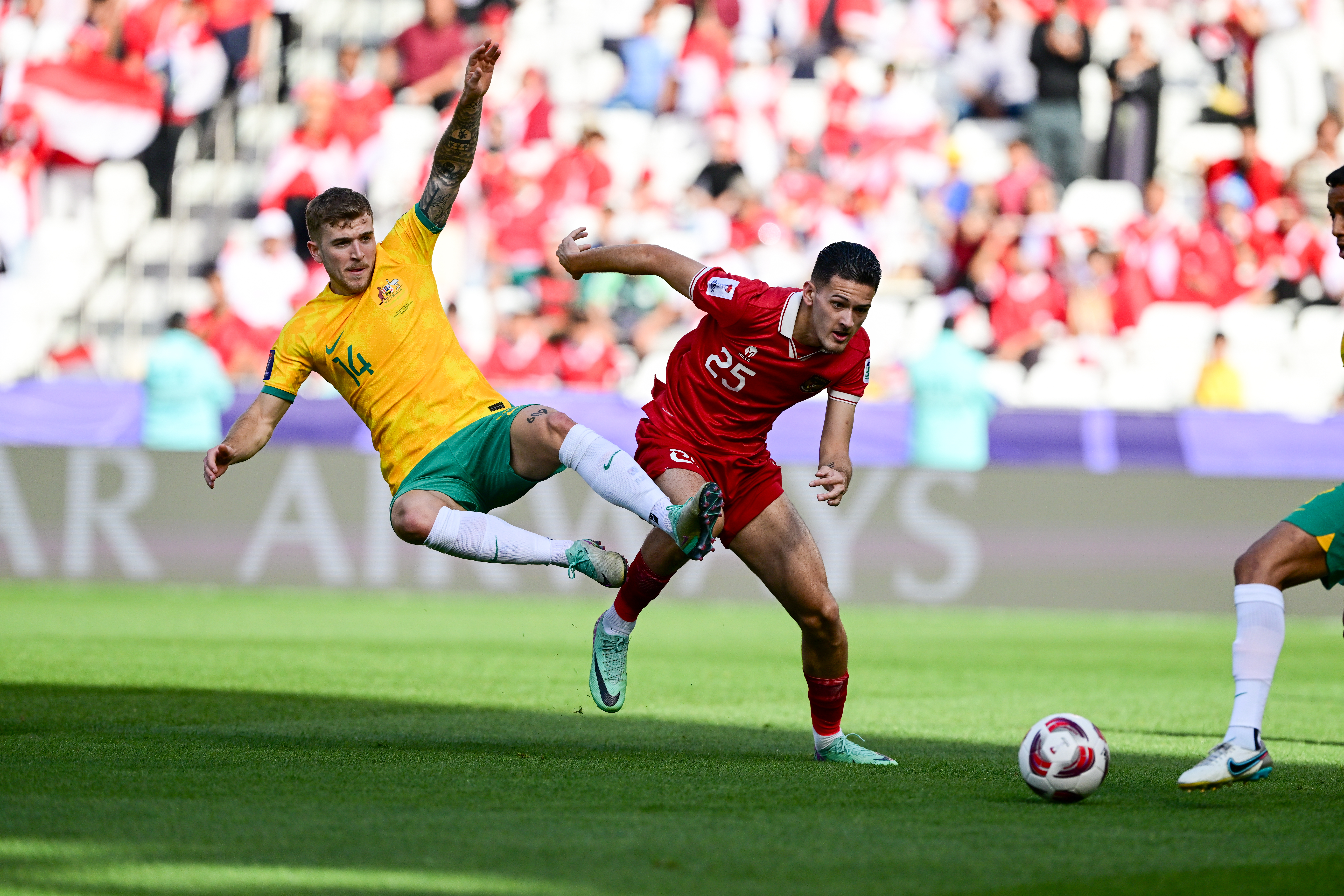 Asian Cup 2023: Indonesia thua đậm &Uacute;c trong lần đầu v&agrave;o v&ograve;ng 1/8- Ảnh 1.