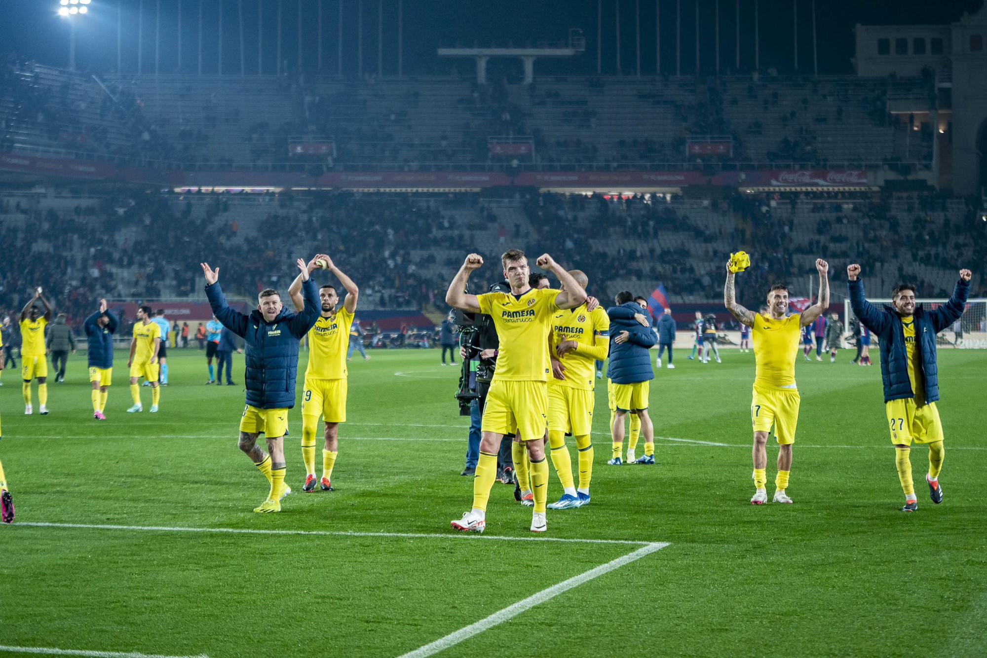 Barcelona nhận thất bại thứ 2 liên tiếp, HLV Xavi quyết rời CLB- Ảnh 1.