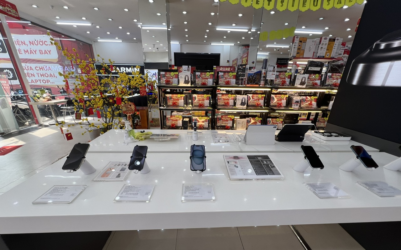 iPhone 15 giảm giá sớm