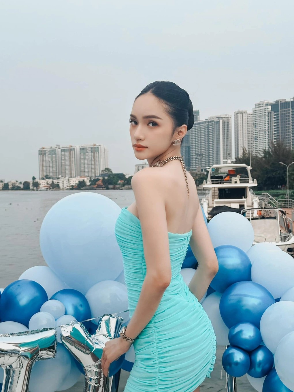 Hương Giang, Dược sĩ Tiến lại bắt tay làm thương hiệu
- Ảnh 4.
