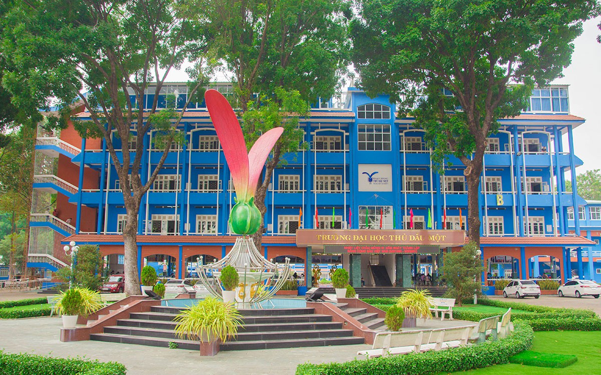Tìm giải pháp cho hoạt động đào tạo sau đại học của Trường Đại học Thủ Dầu Một
