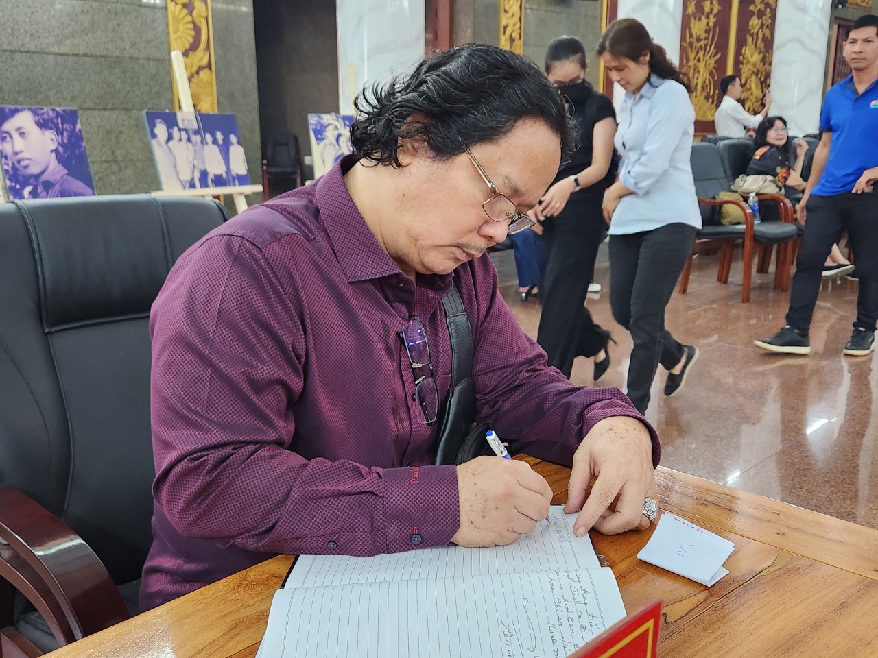 NSND Kim Xu&acirc;n, NSND Trịnh Kim Chi... tiễn biệt đạo diễn - NSƯT L&ecirc; Văn Duy- Ảnh 21.