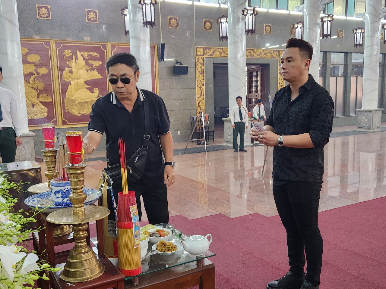 NSND Kim Xu&acirc;n, NSND Trịnh Kim Chi... tiễn biệt đạo diễn - NSƯT L&ecirc; Văn Duy- Ảnh 8.