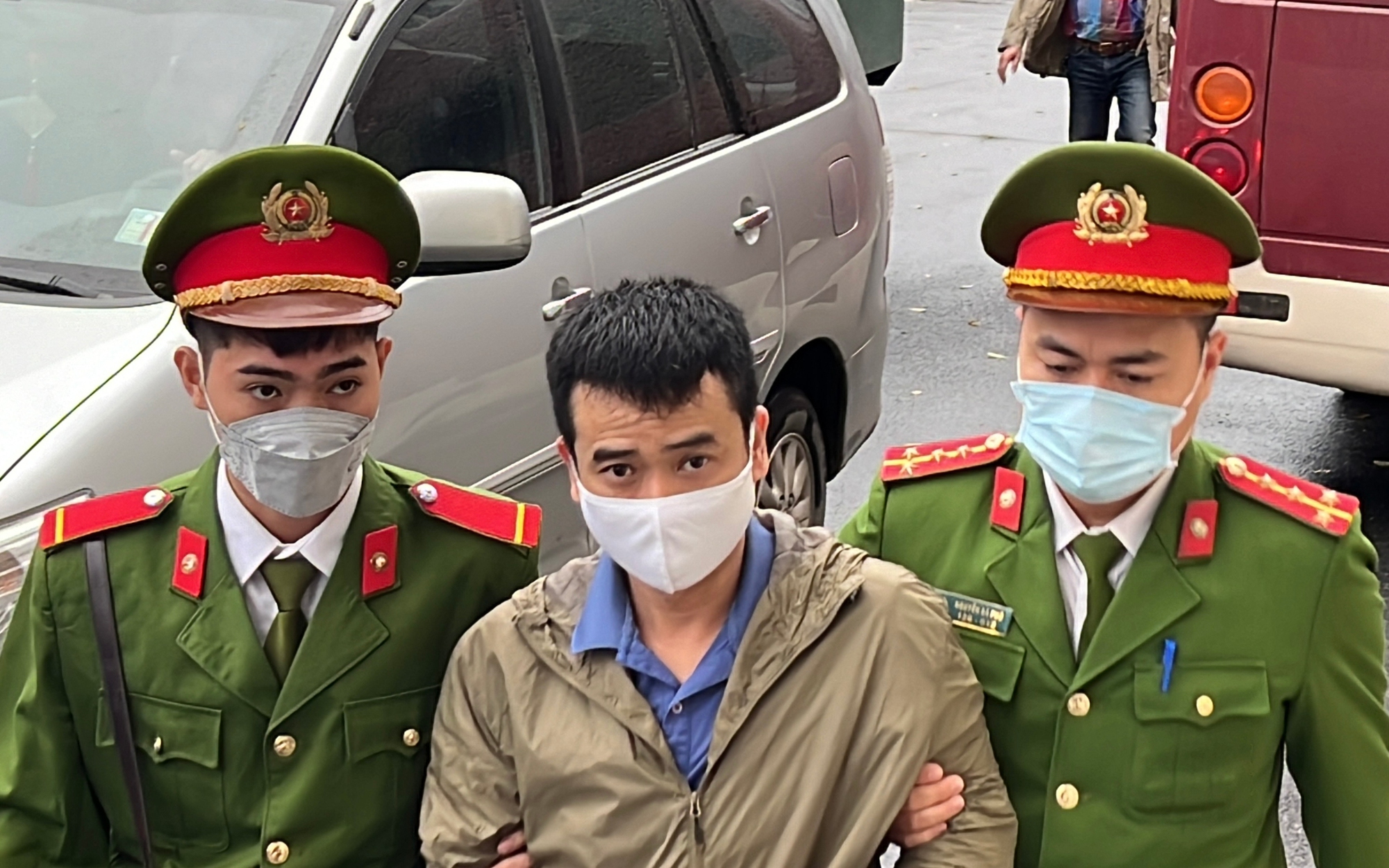 Ngụy biện của tổng giám đốc Việt Á