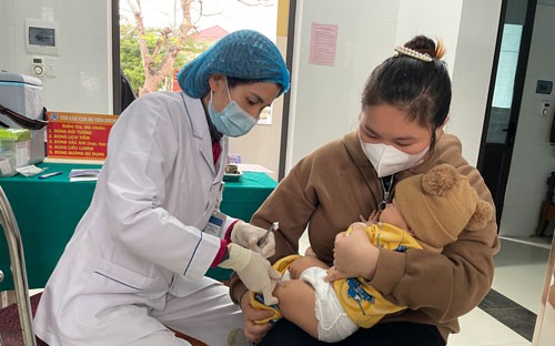 Chưa hết lo sau khi có vắc-xin