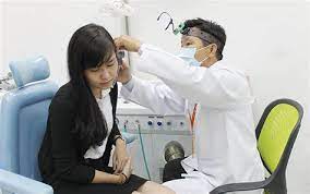 Phải kh&aacute;m bệnh nghề nghiệp cho người lao động