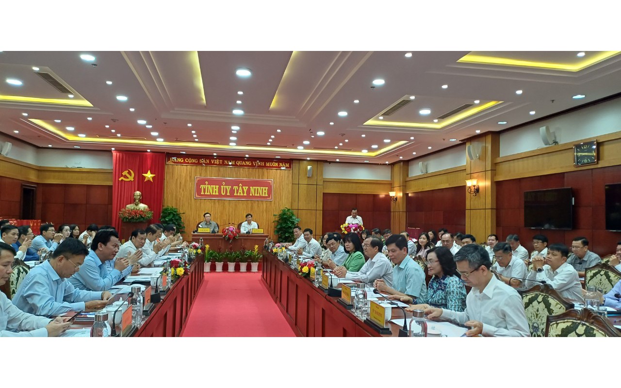 Tây Ninh đề xuất với Chủ tịch Quốc hội liên quan Khu kinh tế cửa khẩu Mộc Bài
