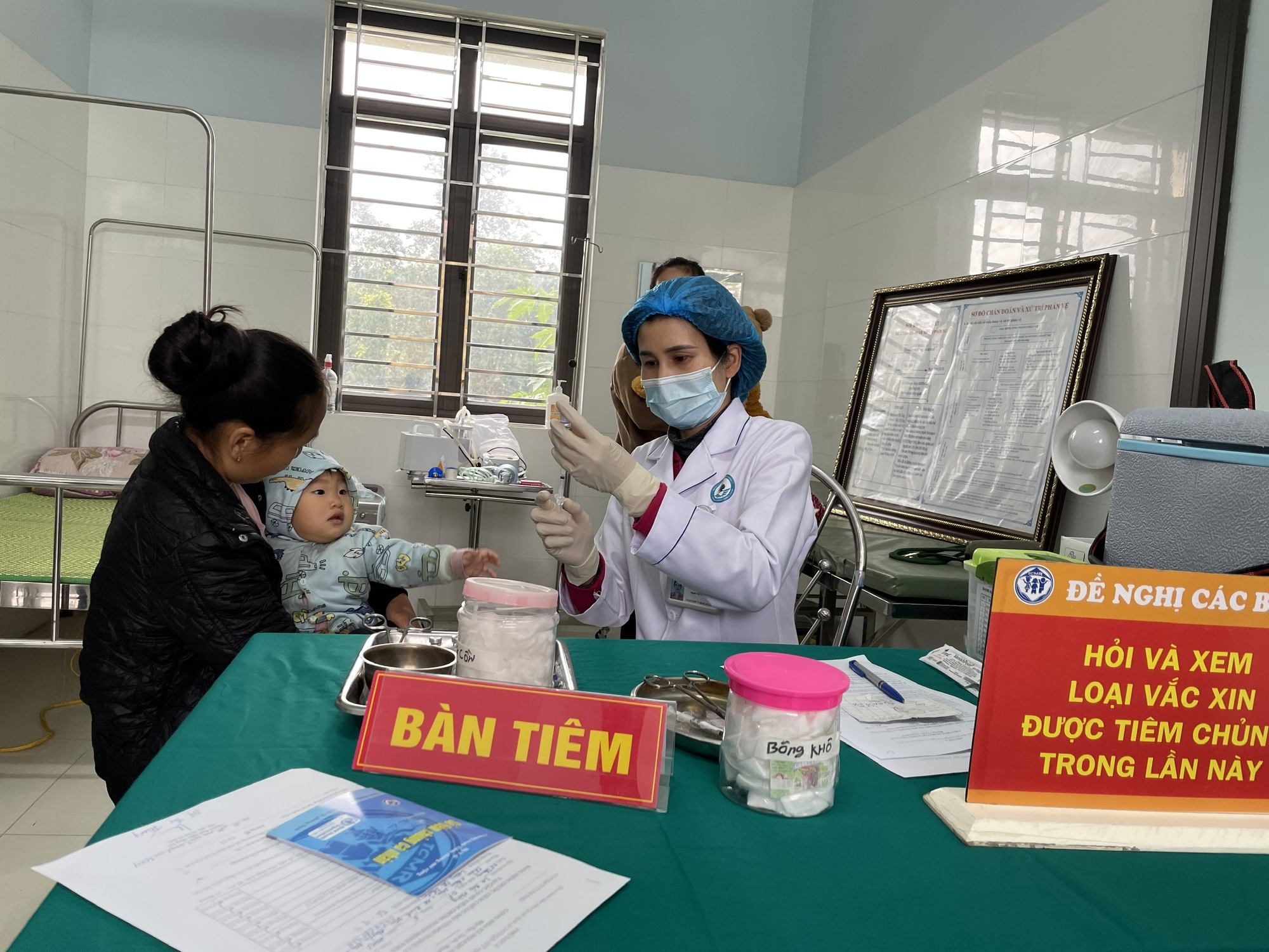 Sắp có thêm 2,8 triệu liều vắc-xin "5 trong 1" tiêm miễn phí- Ảnh 1.