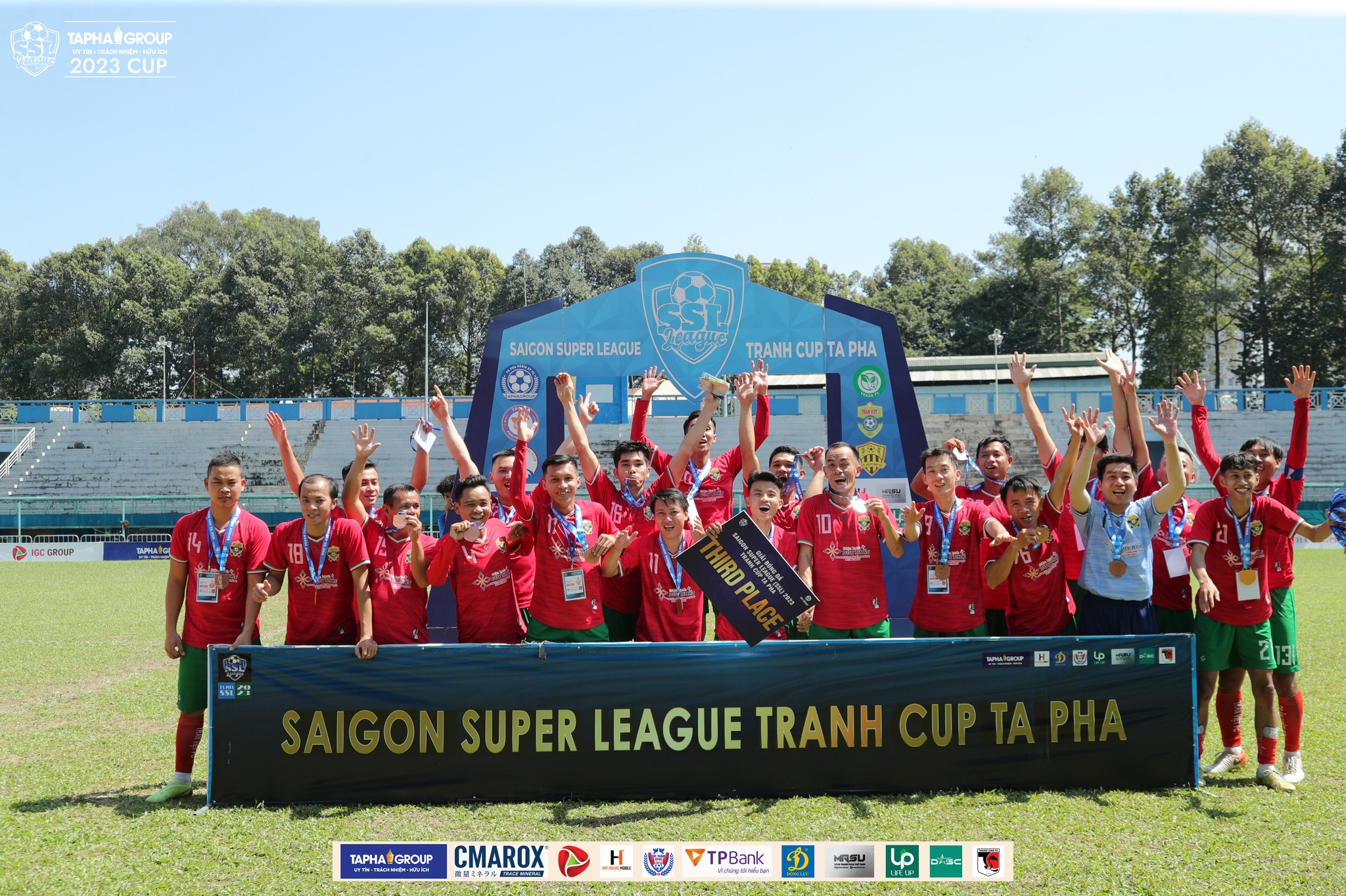 Saigon Super League 2023 quy&ecirc;n g&oacute;p 30 xe đạp tặng học sinh ngh&egrave;o ở Cần Giờ- Ảnh 1.
