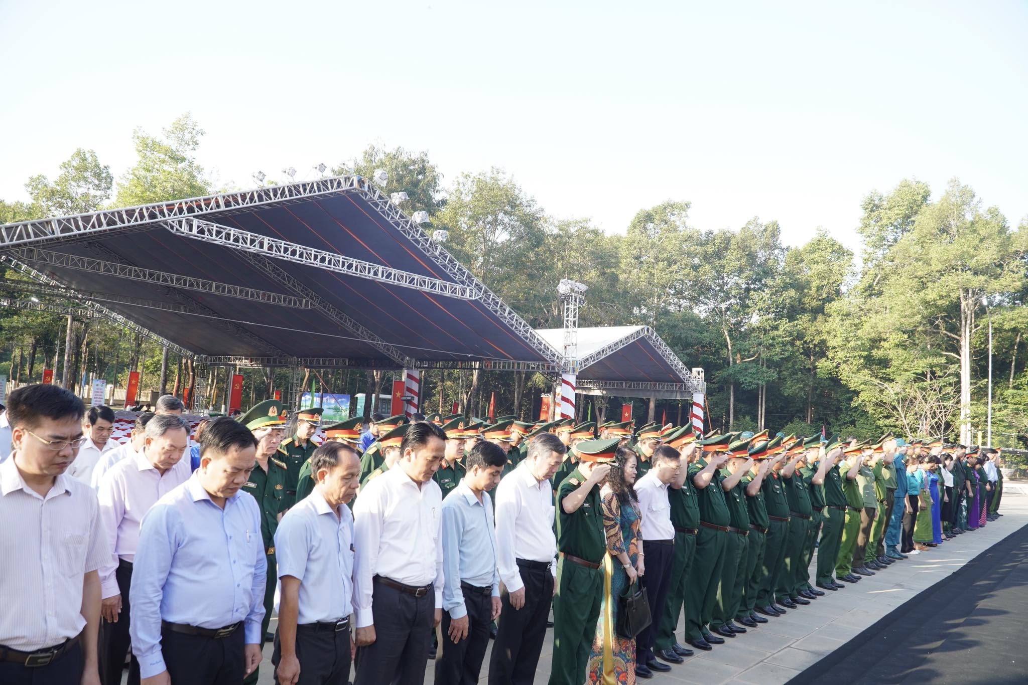 Nhiều hoạt động &yacute; nghĩa trong Chương tr&igrave;nh "Xu&acirc;n chiến sĩ" ở B&igrave;nh Phước- Ảnh 2.