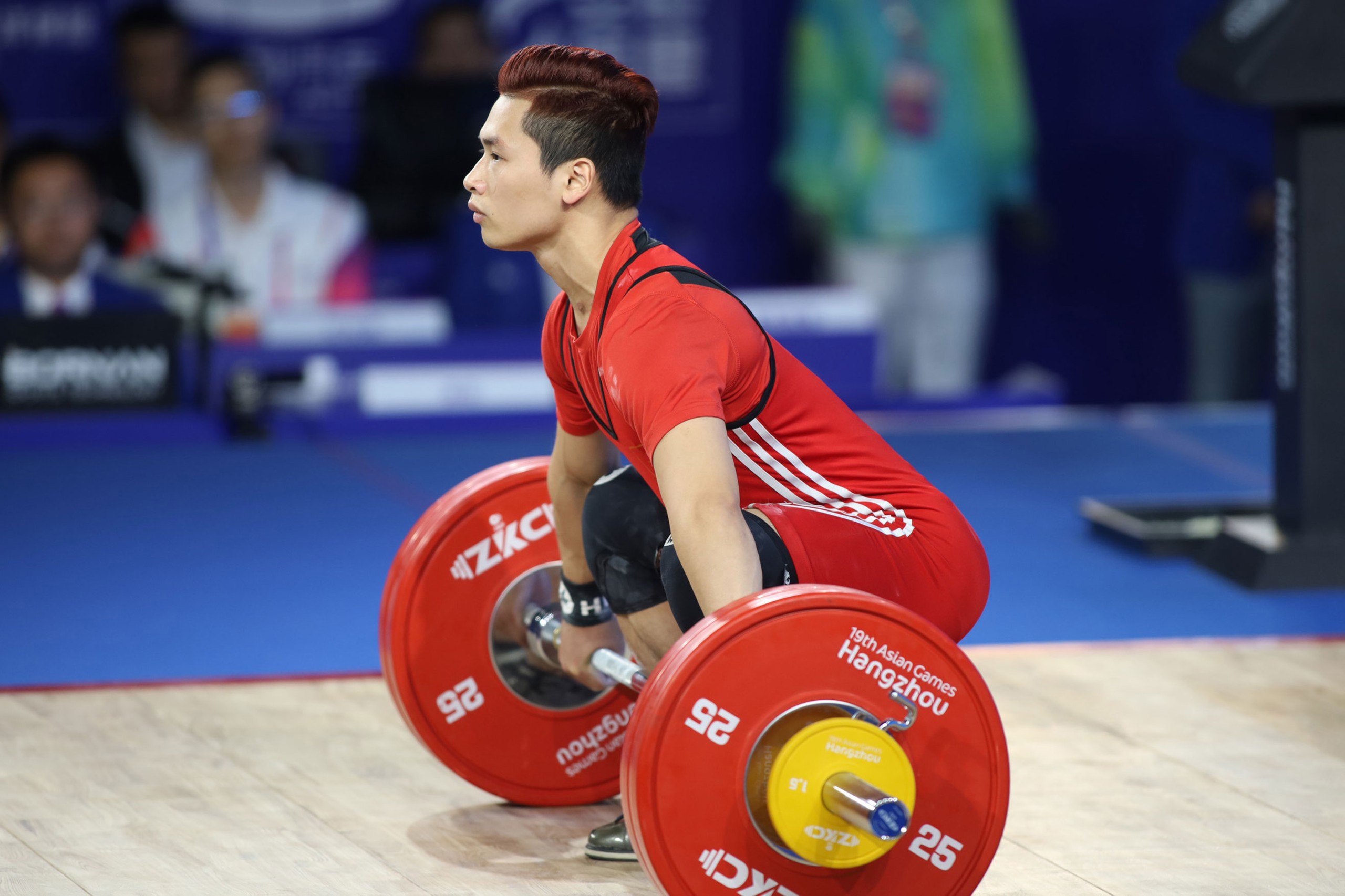 Cử tạ Việt "săn" v&eacute; Olympic những ng&agrave;y gi&aacute;p Tết- Ảnh 1.