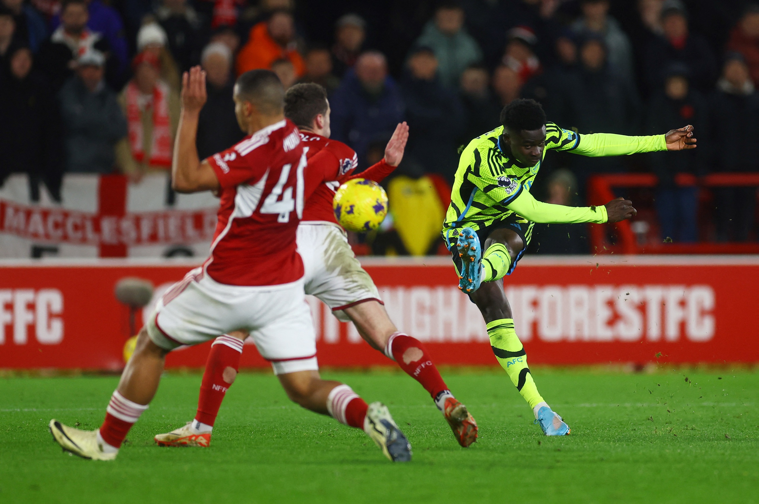 Hiệp 2 b&ugrave;ng nổ, Nottingham Forest su&yacute;t lật đổ Arsenal- Ảnh 4.