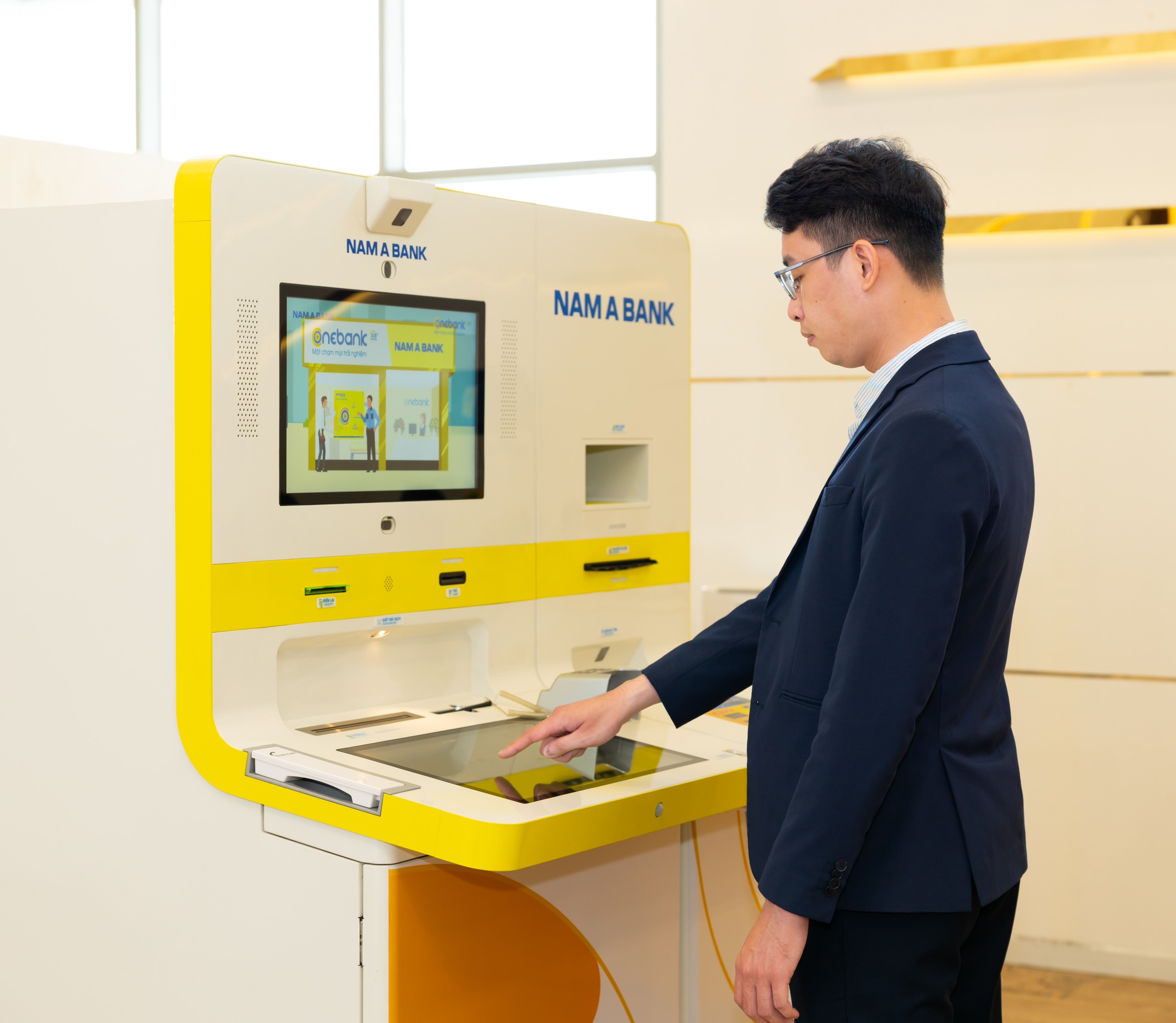 Nam A Bank ho&agrave;n th&agrave;nh c&aacute;c chỉ ti&ecirc;u quan trọng năm 2023, sẵn s&agrave;ng bứt ph&aacute; trong năm mới- Ảnh 2.