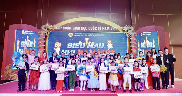 Nguyễn Khang Vy - H&agrave;nh tr&igrave;nh trưởng th&agrave;nh từ cuộc thi T&igrave;m kiếm t&agrave;i năng MC nh&iacute;- Ảnh 5.