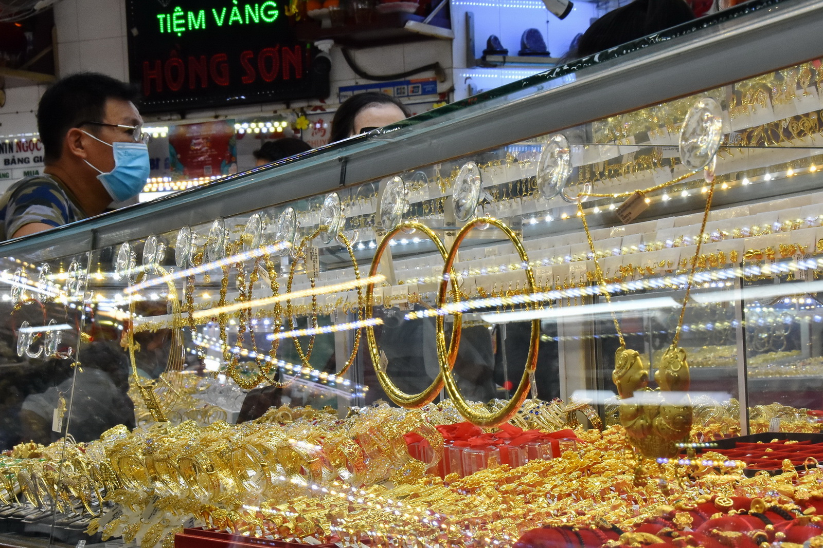 Giá vàng hôm nay, 31-1: Tiếp nối đà tăng- Ảnh 1.