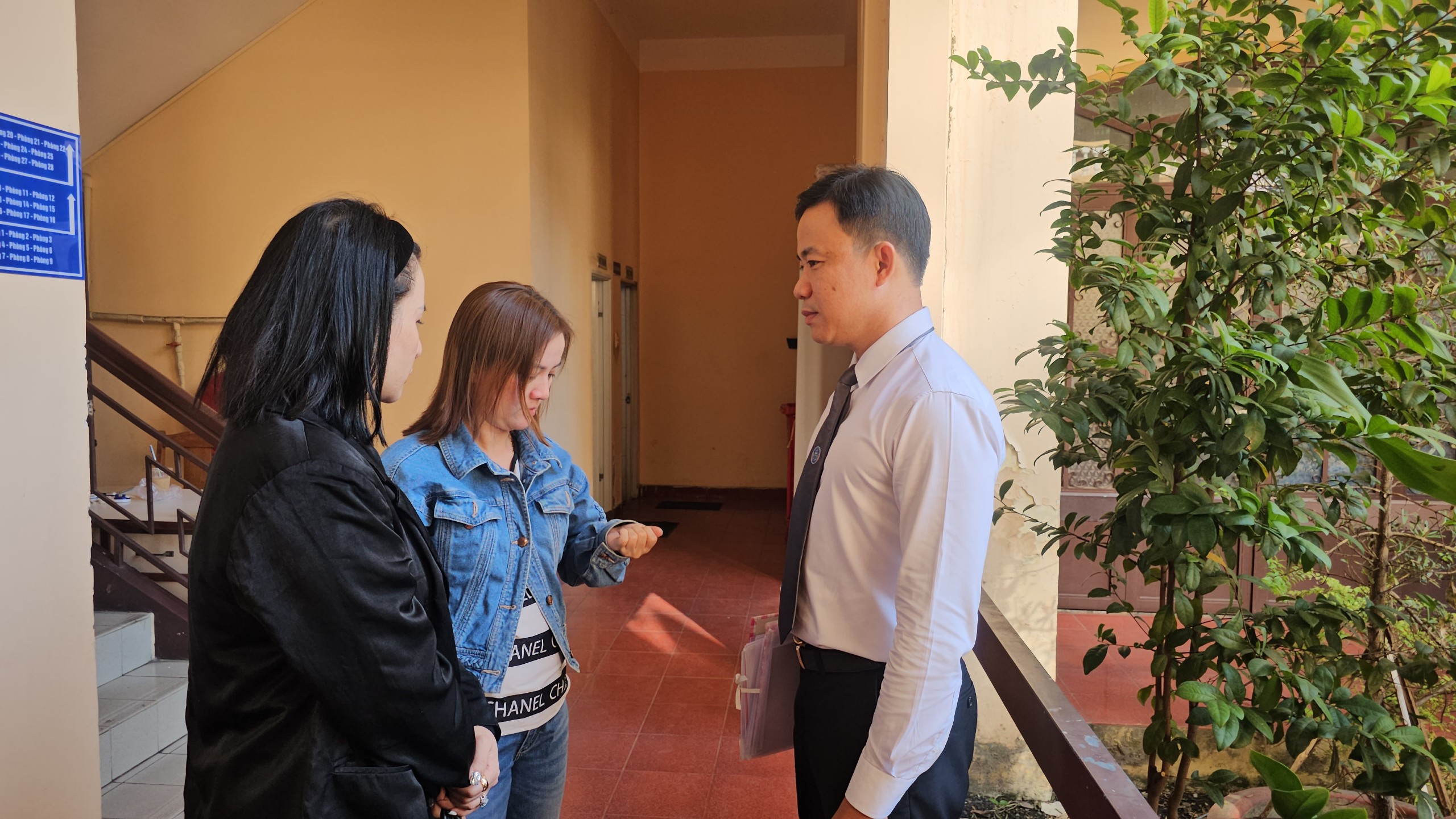 Em gái yêu cầu tòa án hủy giấy khai sinh của con gái cố NSƯT Vũ Linh- Ảnh 1.