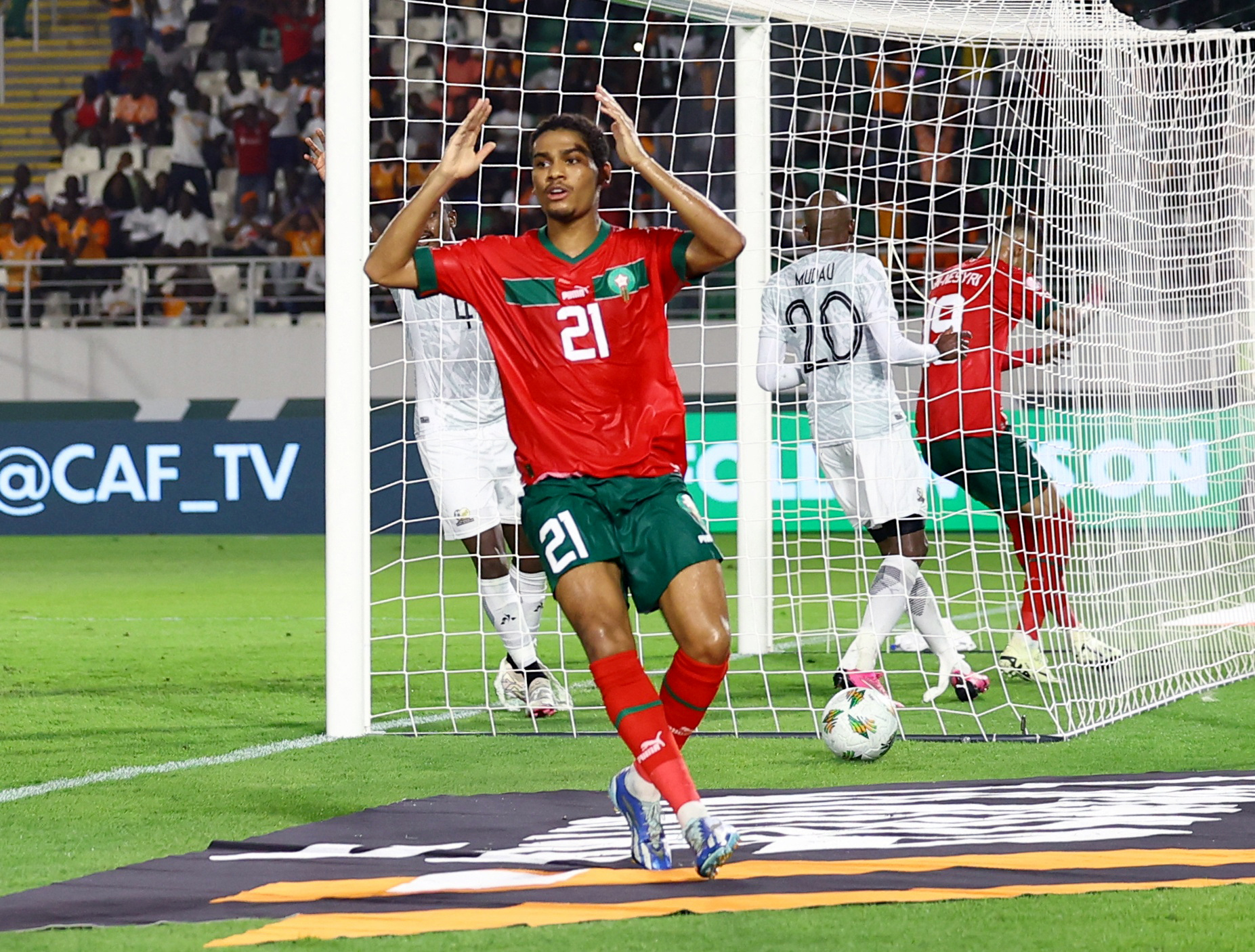 Đội hạng 4 World Cup rơi đài, Cúp châu Phi nóng bỏng vòng tứ kết- Ảnh 2.