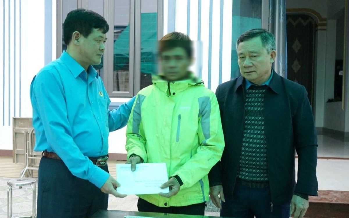 Công đoàn Thanh Hóa thăm hỏi thân nhân vụ cháy nhà khiến 3 mẹ con tử vong