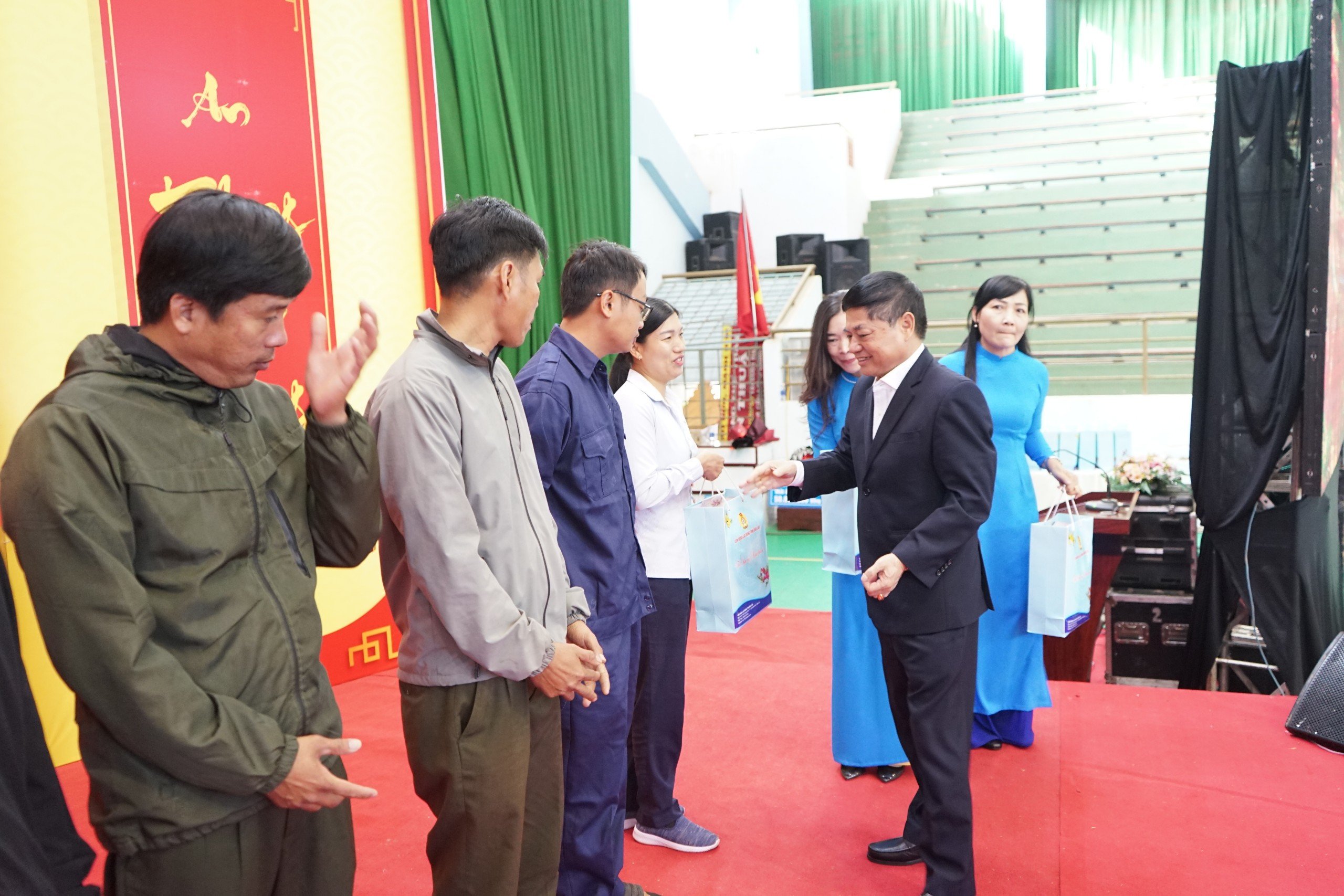 Đắk Lắk: Chăm lo hơn 8.000 đoàn viên, người lao động dịp Tết- Ảnh 3.