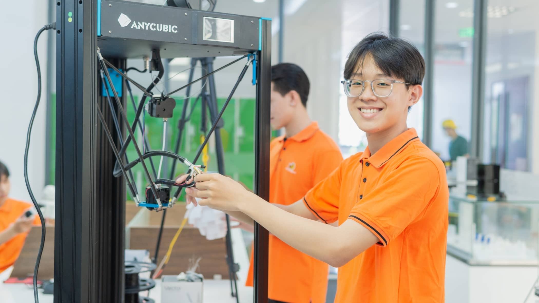 Gần một nửa số việc làm sẽ được tự động hóa trong 3 năm nữa- Ảnh 1.