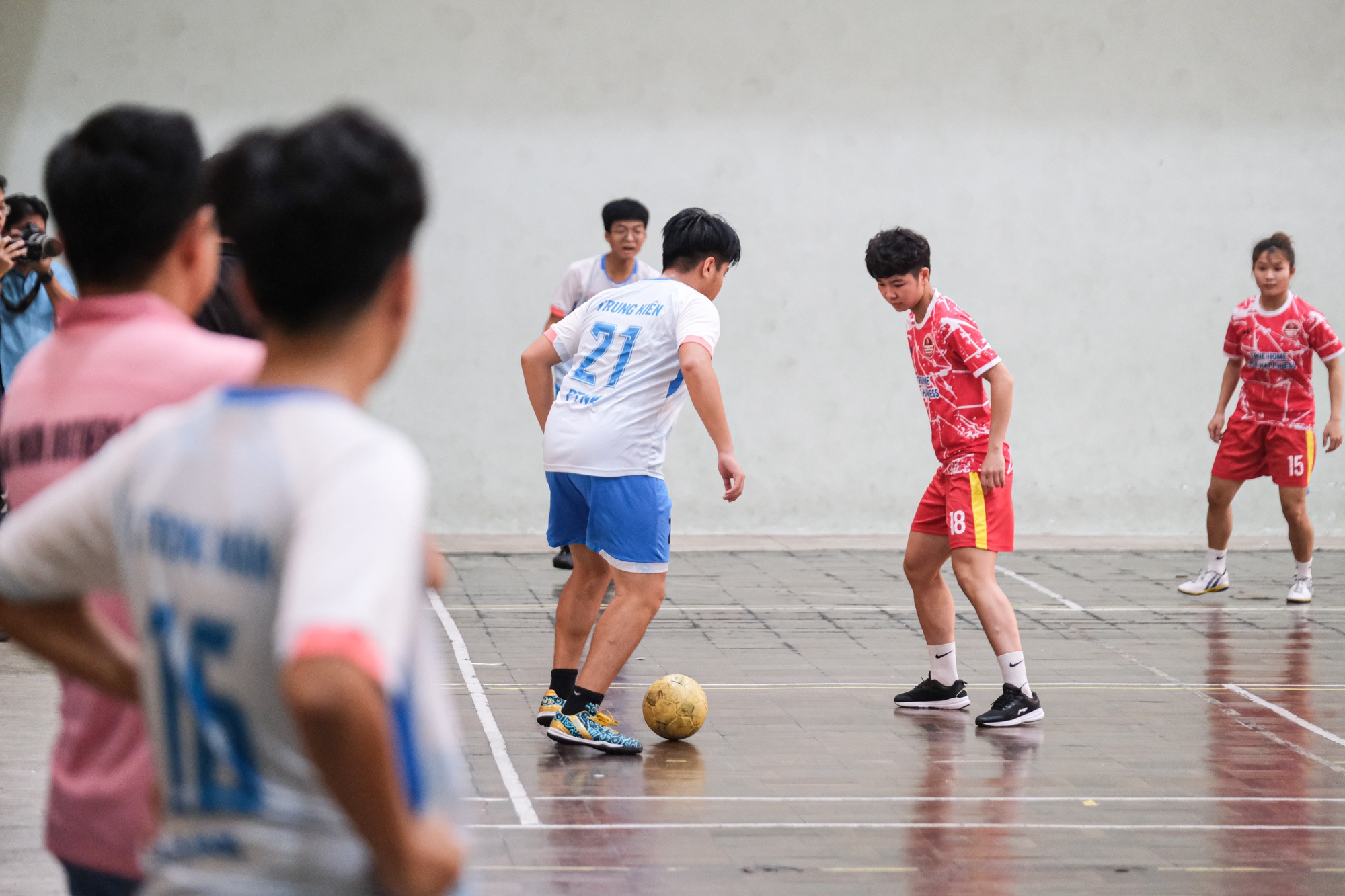 S&ocirc;i nổi Hội thao Trung học Thực h&agrave;nh Olympic 2024- Ảnh 10.