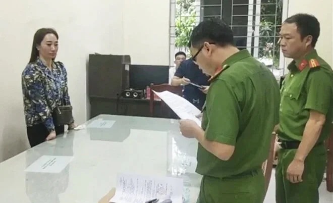 C&ocirc; đồng "đ&uacute;ng nhận, sai c&atilde;i" Trương Thị Hương tiếp tục bị khởi tố- Ảnh 1.