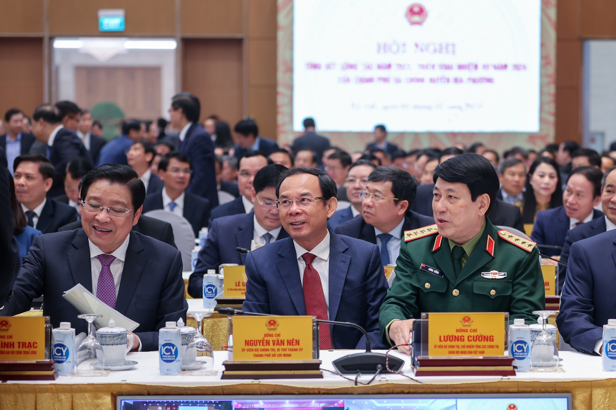 B&iacute; thư Th&agrave;nh ủy TP HCM Nguyễn Văn N&ecirc;n dự hội nghị Ch&iacute;nh phủ v&agrave; ch&iacute;nh quyền địa phương - Ảnh 3.
