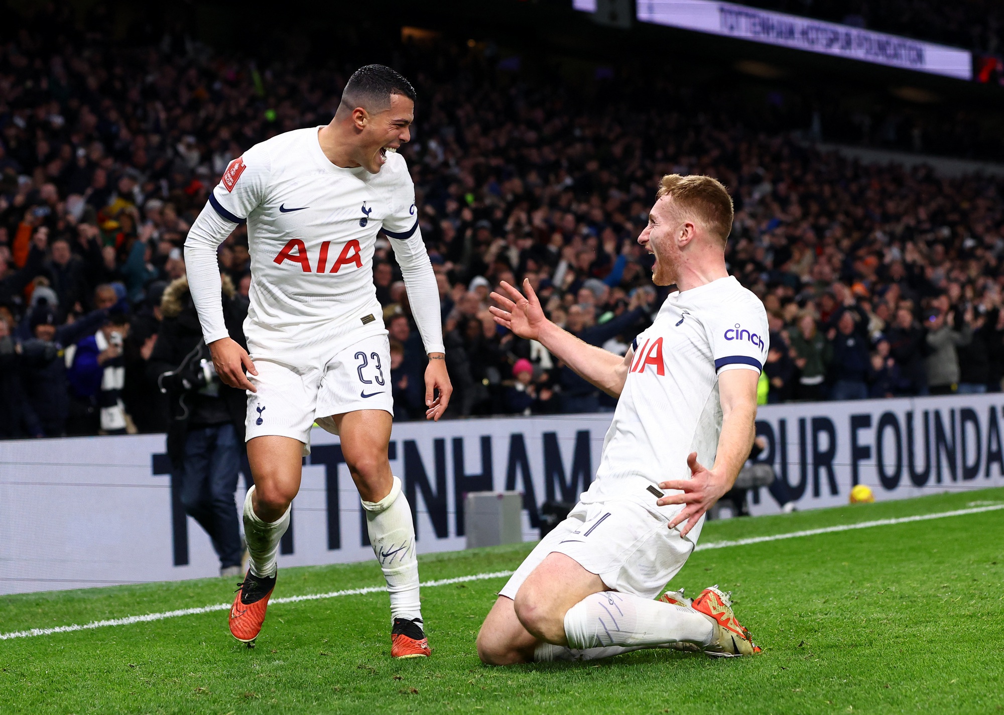 Hậu vệ lập siêu phẩm, Tottenham chật vật vượt vòng ba FA Cup- Ảnh 3.