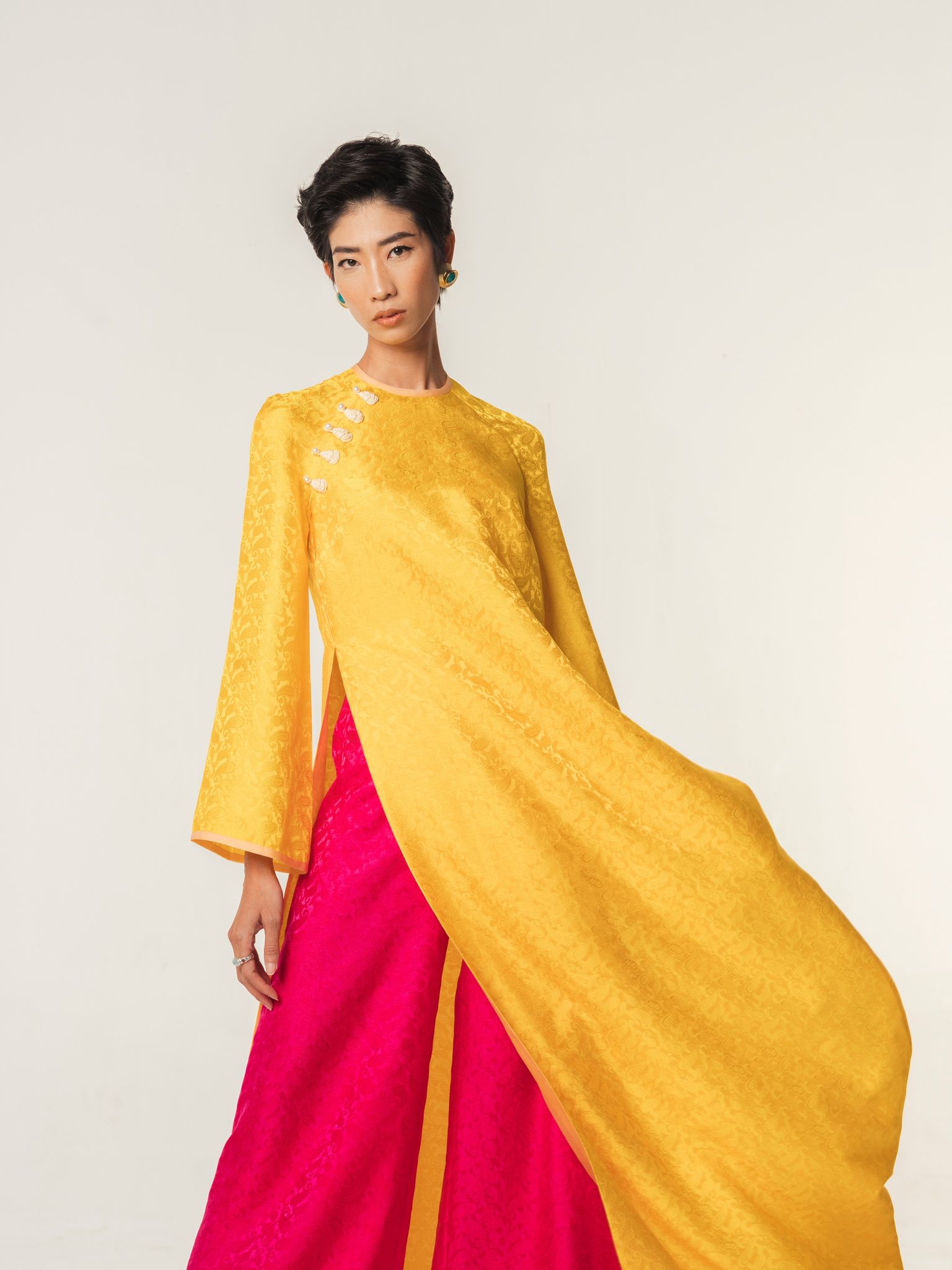 NTK Huy V&otilde; v&agrave; những trải nghiệm về &aacute;o d&agrave;i Madame- Ảnh 7.