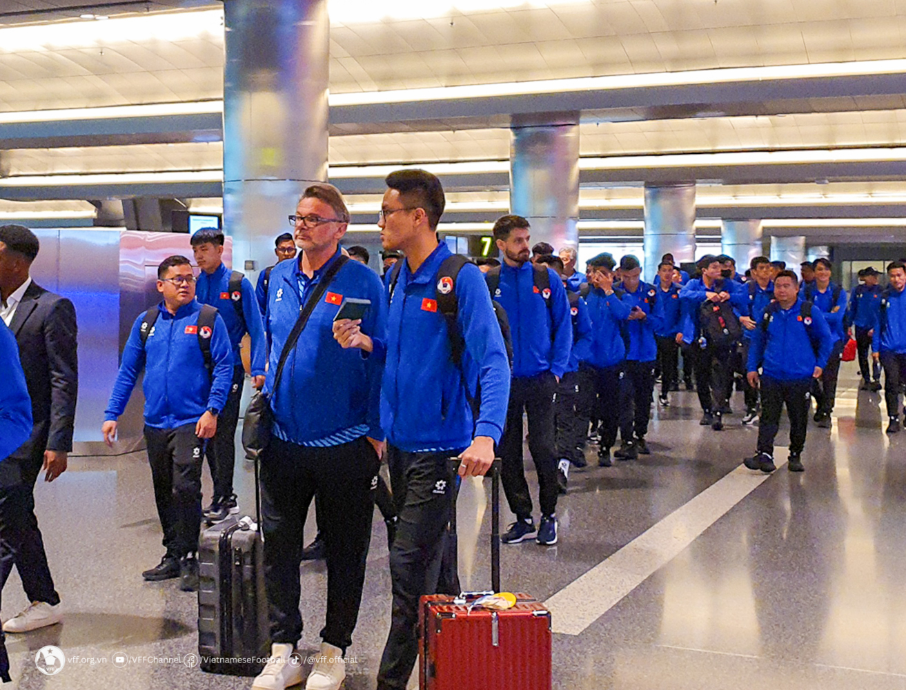 Tuyển Việt Nam đến Qatar, sẵn s&agrave;ng g&acirc;y bất ngờ ở Asian Cup 2023- Ảnh 1.