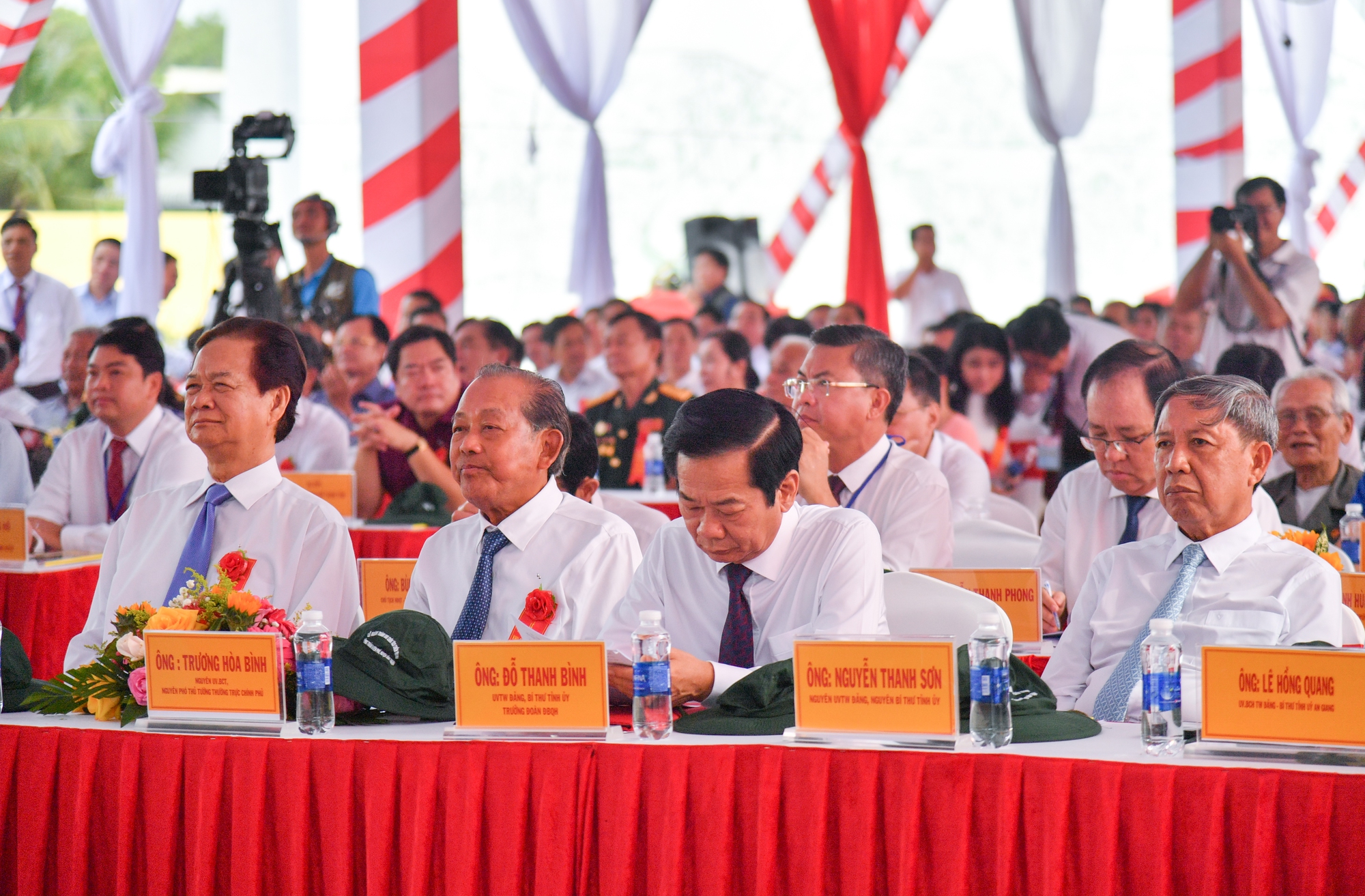 Kh&aacute;nh th&agrave;nh khu chứng t&iacute;ch chiến tranh rừng tr&agrave;m Bang Biện Ph&uacute;- Ảnh 6.