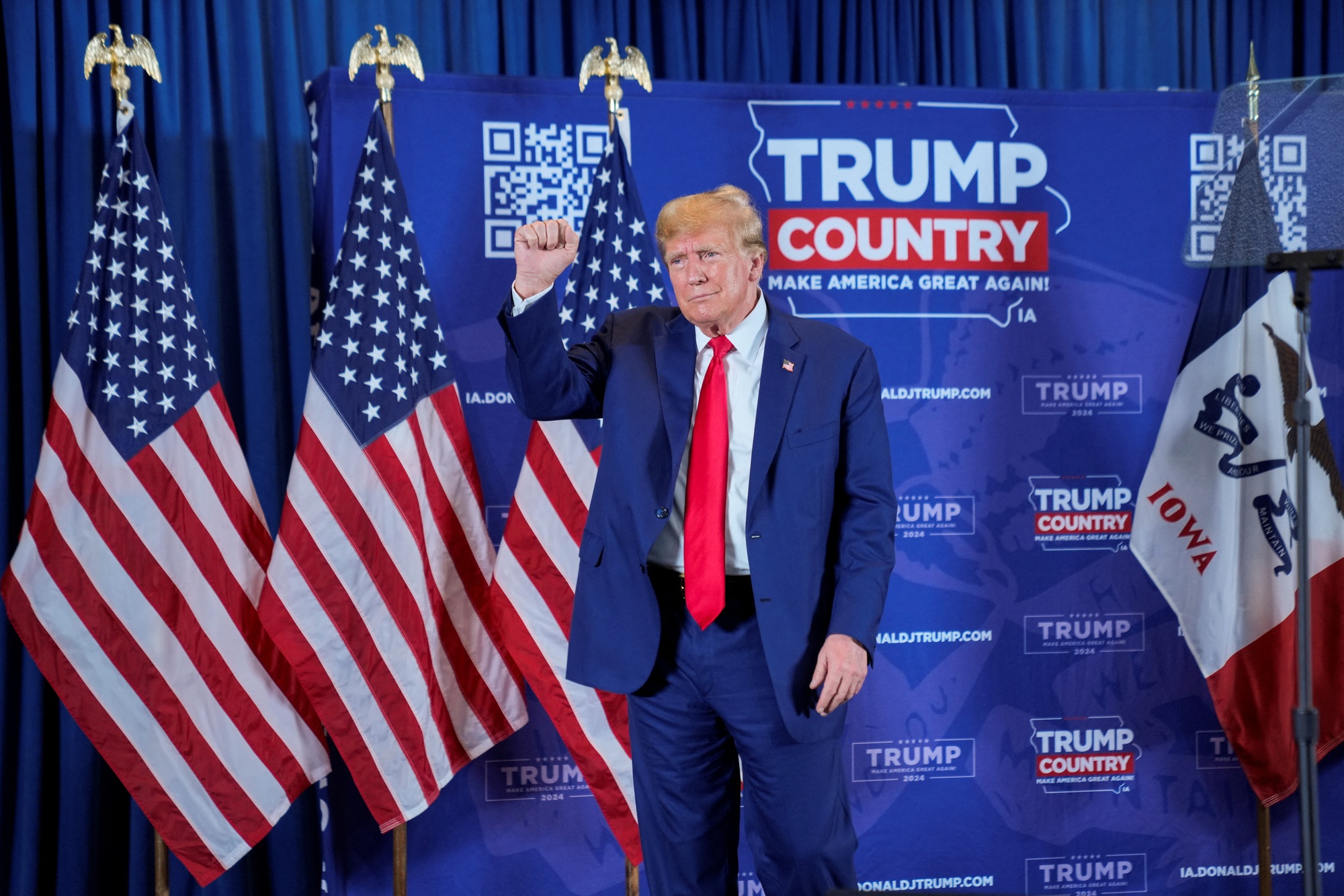 Tổng thống Joe Biden chỉ tr&iacute;ch &ocirc;ng Donald Trump dữ dội- Ảnh 2.